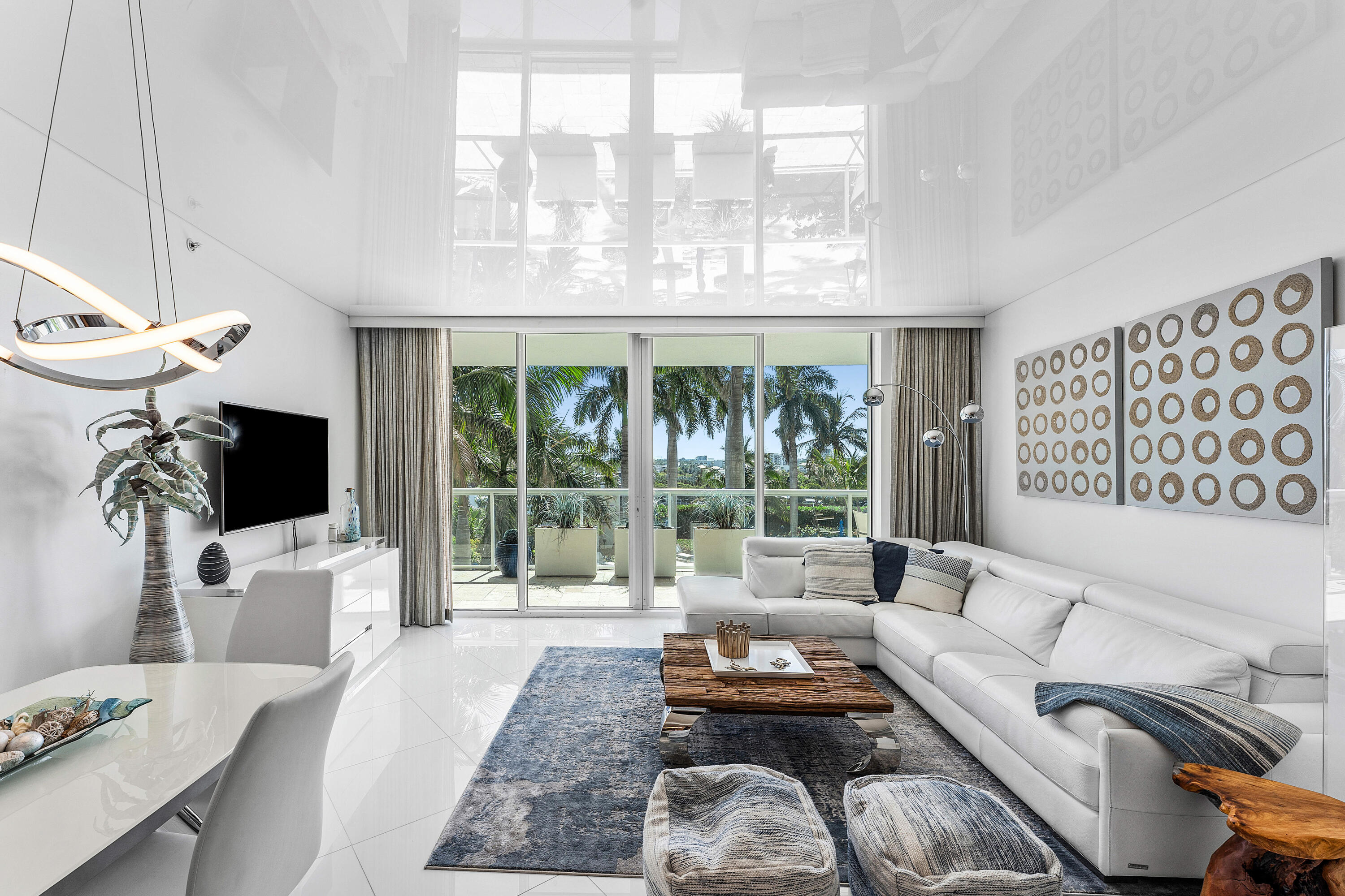 1 N Ocean Boulevard 513