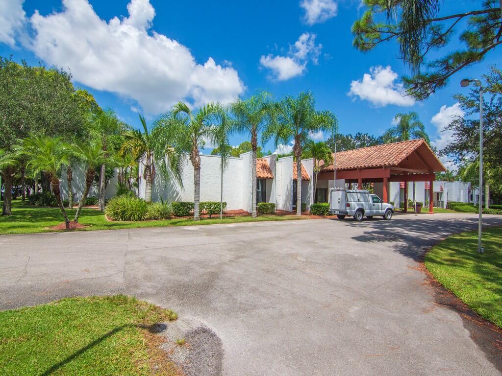 Spanish Lakes One - Residential