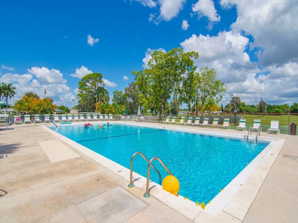 Spanish Lakes One - Residential