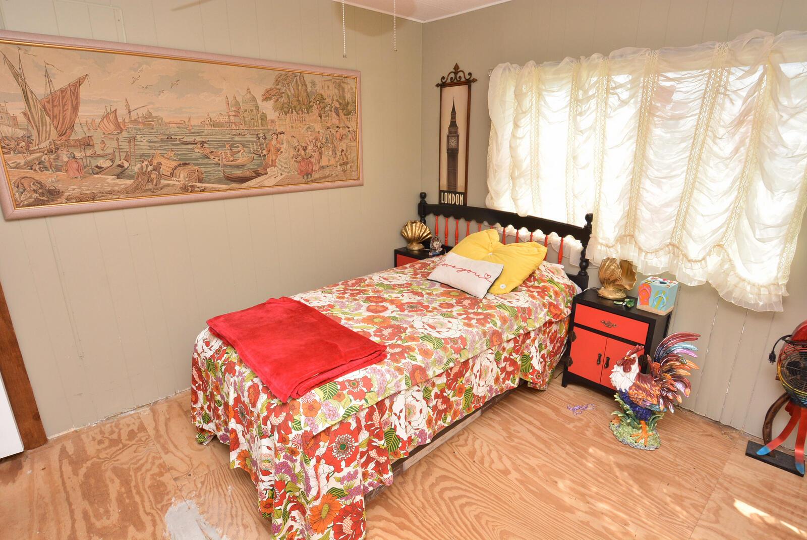 Spanish Lakes Riverfront - Residential