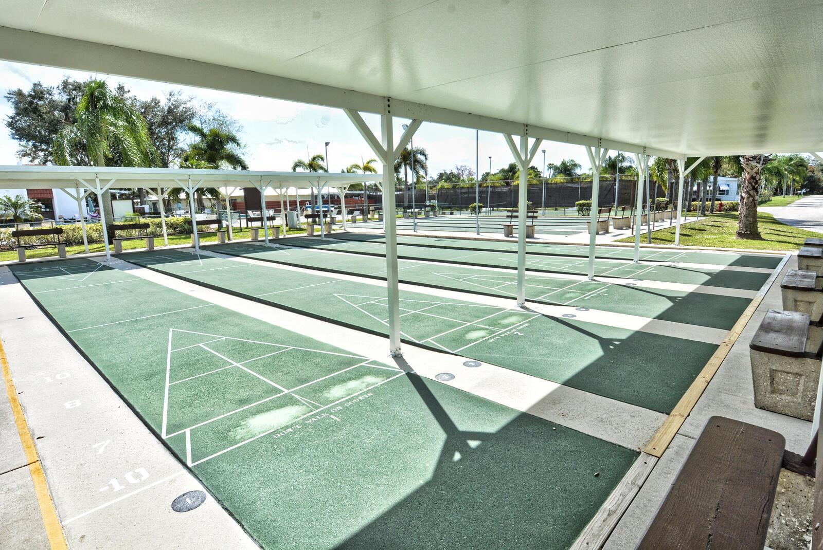 Spanish Lakes Riverfront - Residential