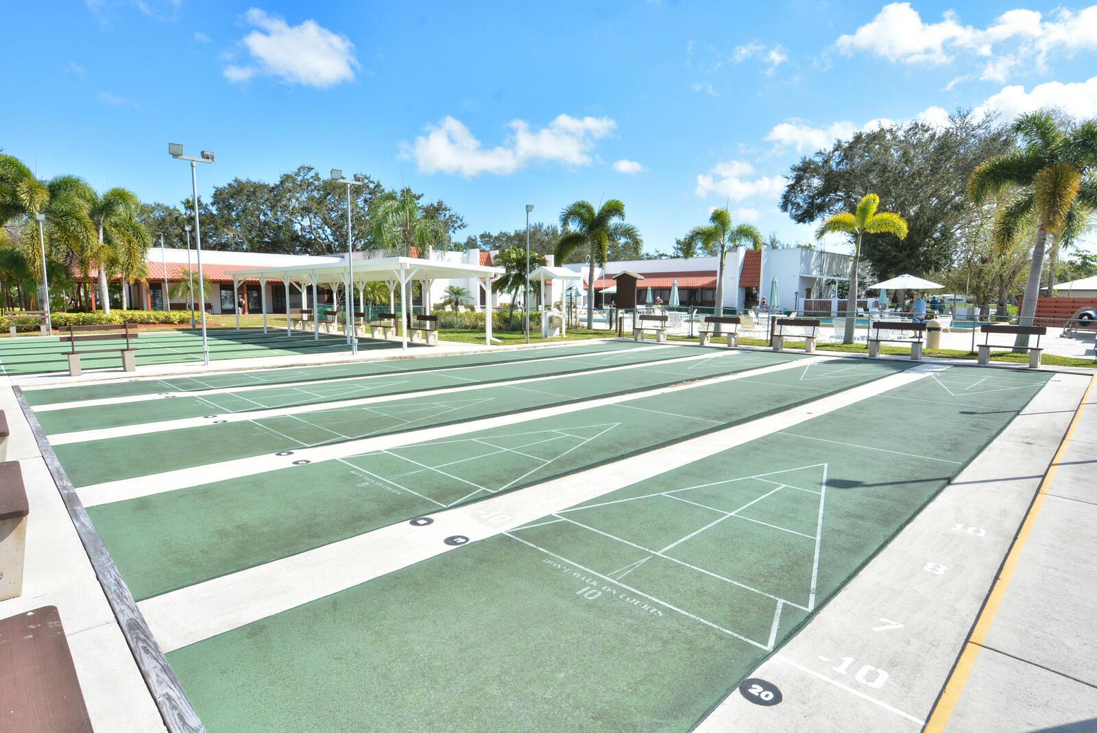 Spanish Lakes Riverfront - Residential