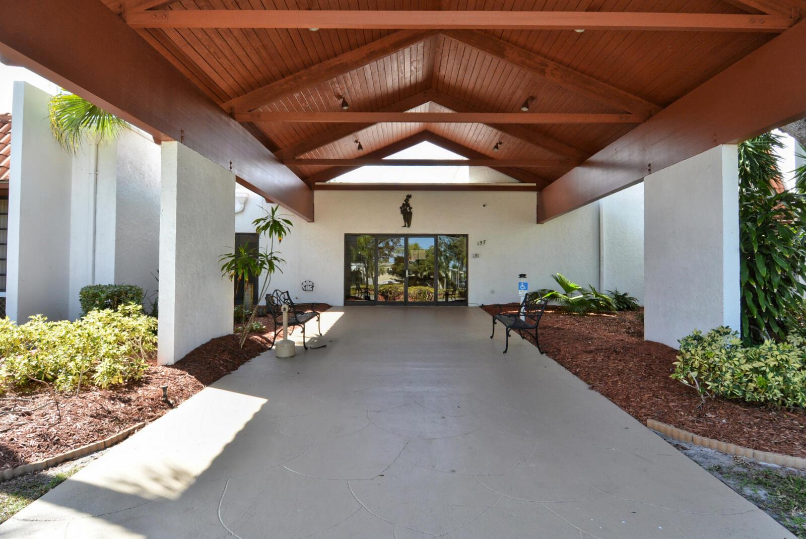 Spanish Lakes Riverfront - Residential