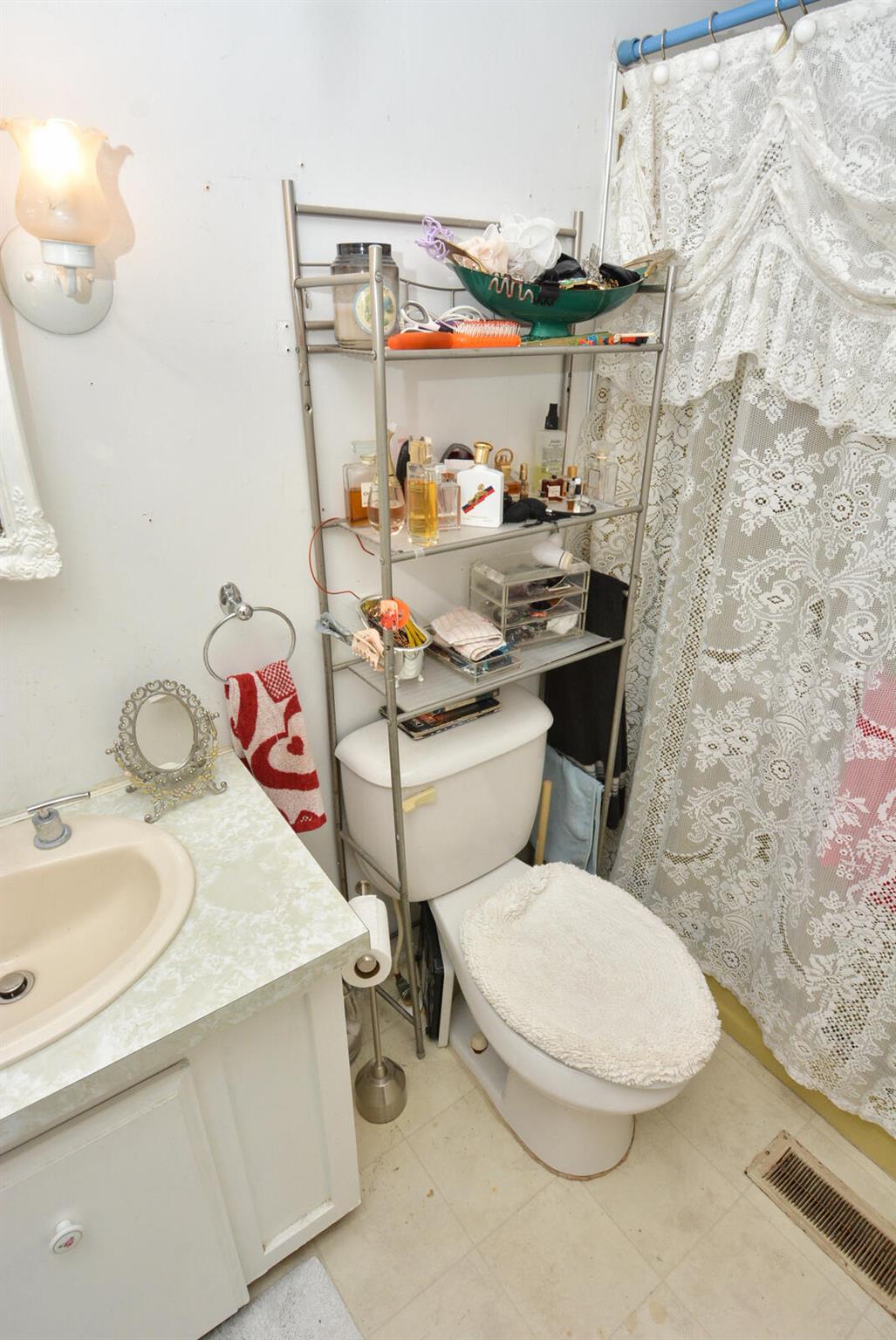 Spanish Lakes Riverfront - Residential