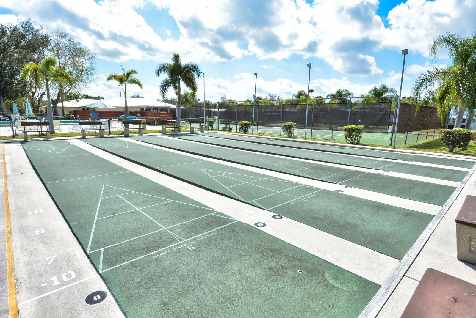 Spanish Lakes Riverfront - Residential