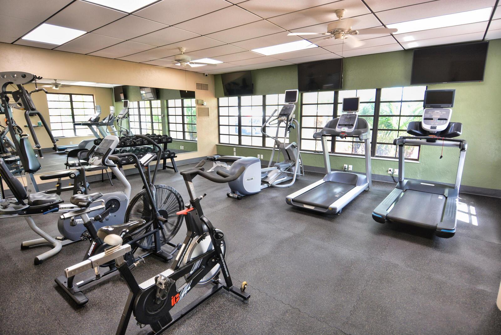 Spanish Lakes Riverfront - Residential