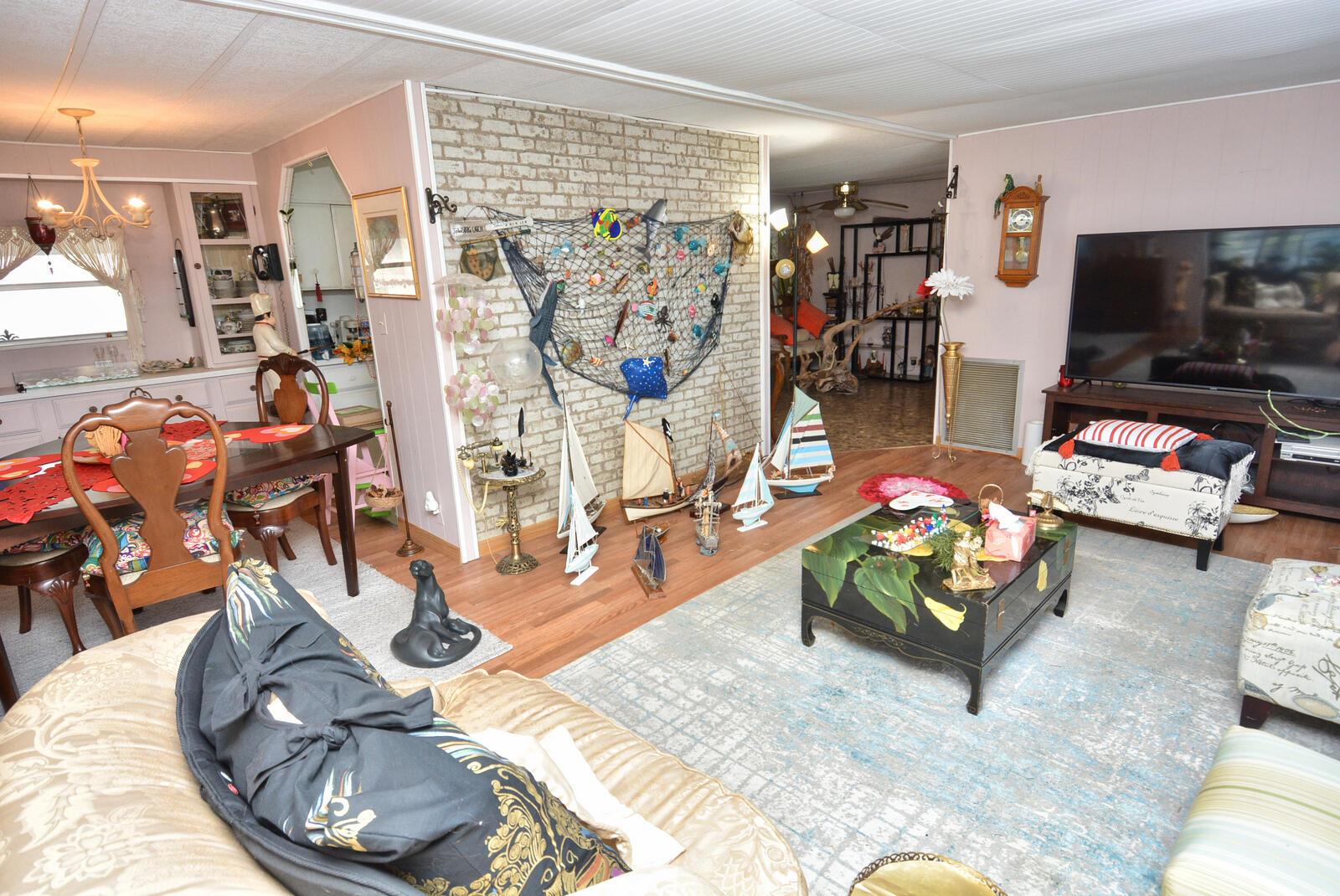 Spanish Lakes Riverfront - Residential