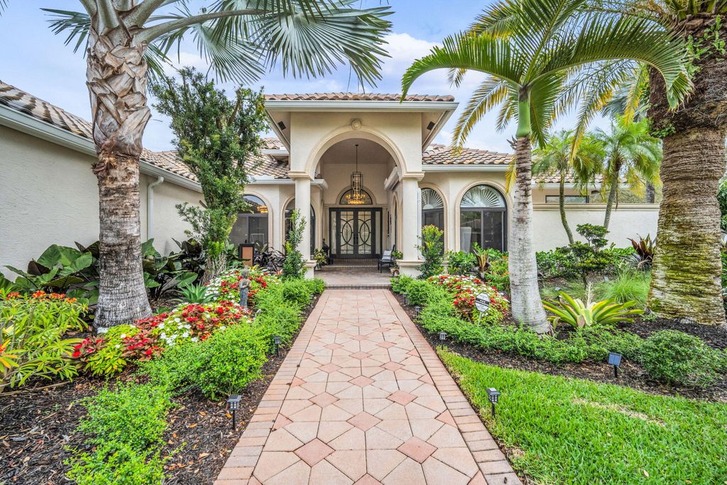 Photo of 131 Dockside Circle, Weston, FL 33327 (MLS # B26003018)