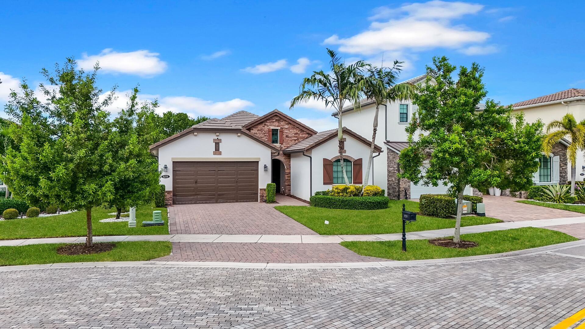 PALM MEADOWS ESTATES - Residential