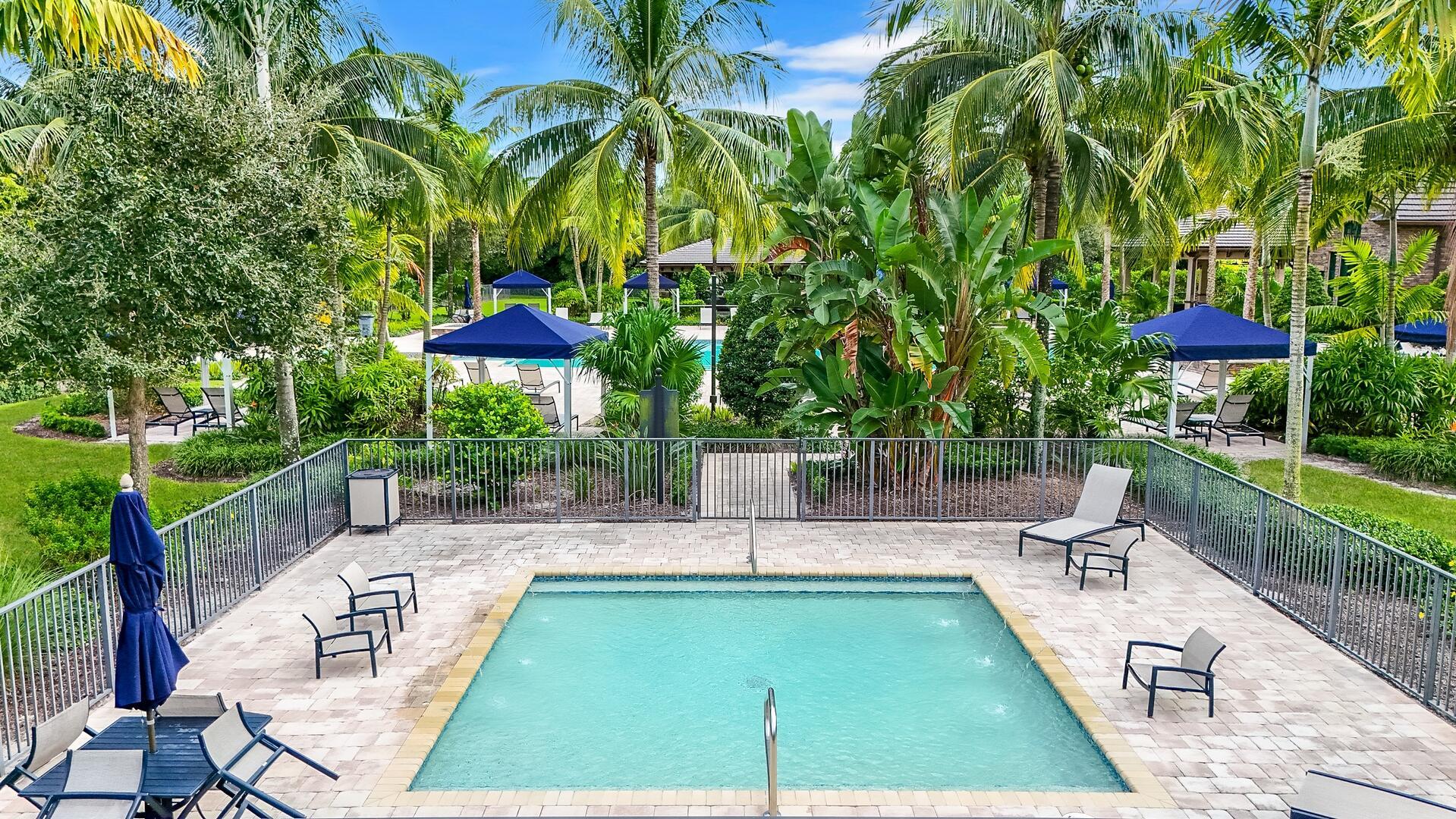 PALM MEADOWS ESTATES - Residential
