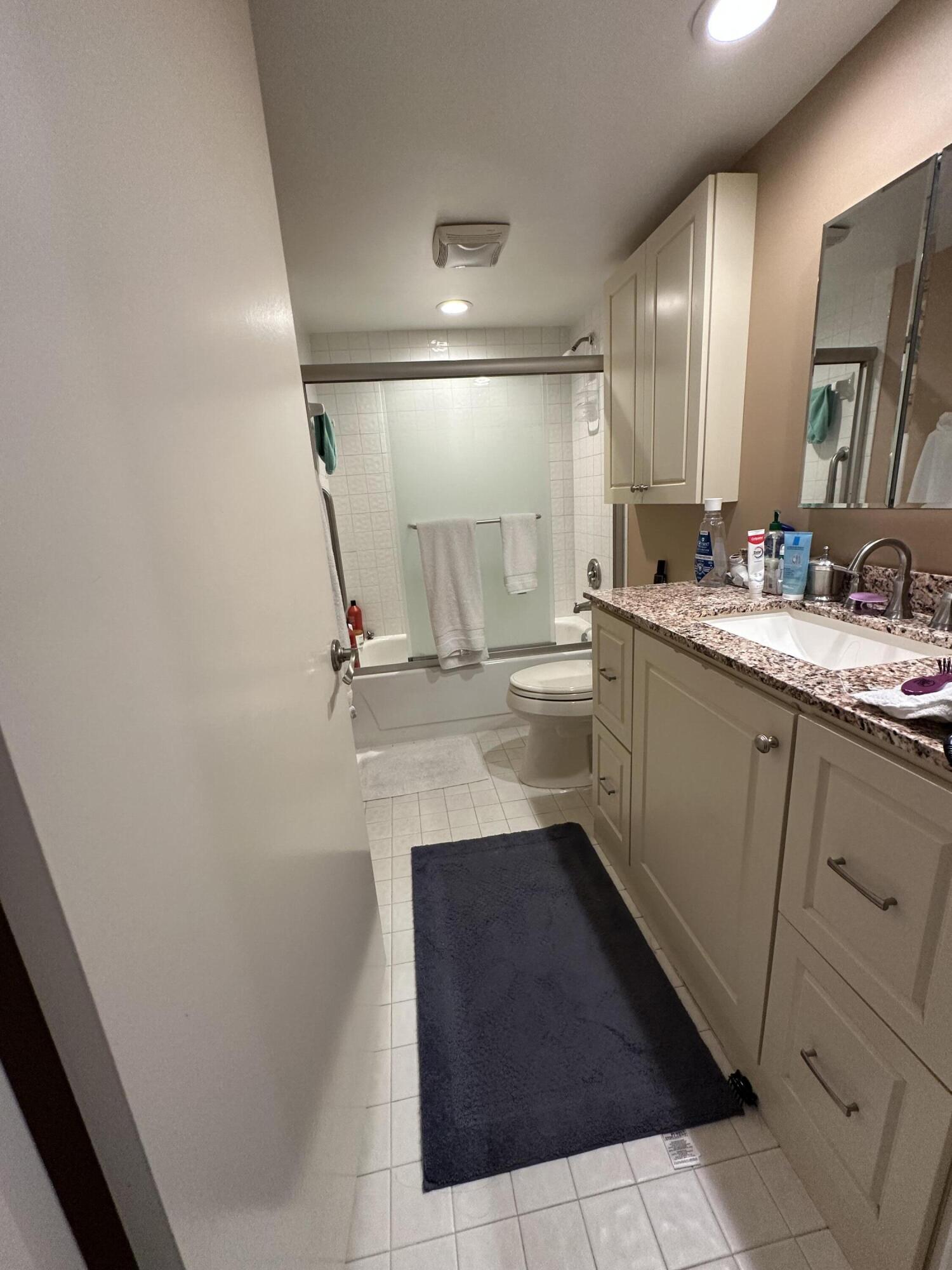 WATERSEDGE - Residential