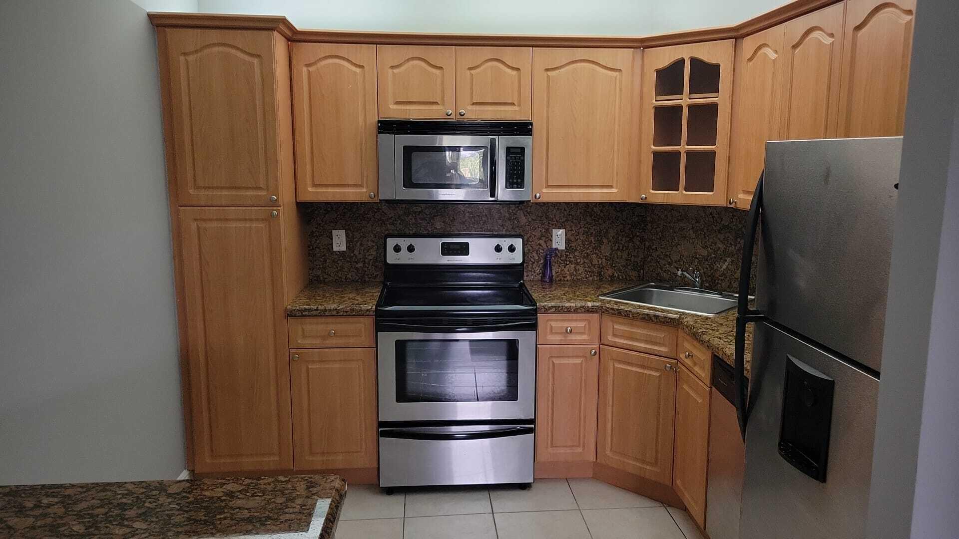 OLIVINE AT THE TOWNSHIP - Residential Lease