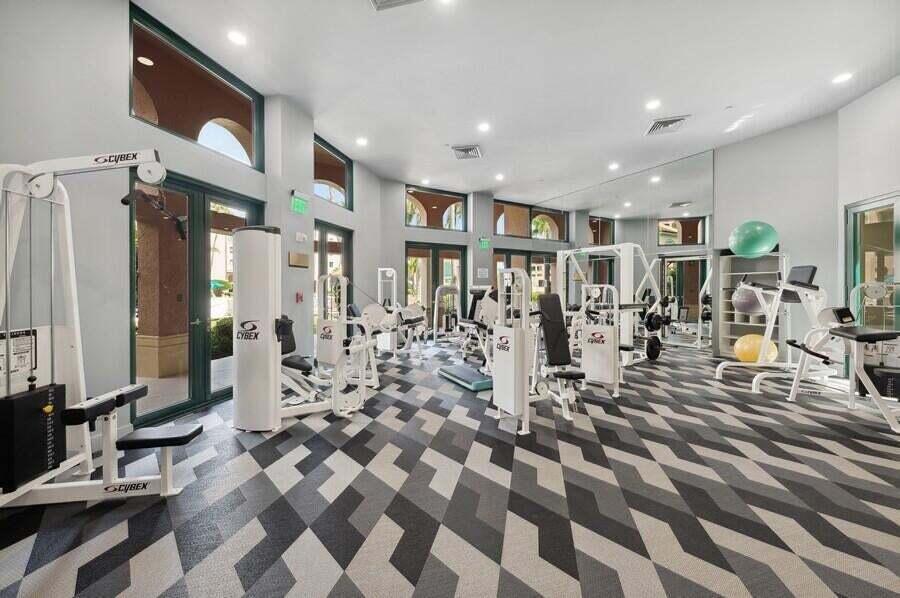 MIZNER COURT CONDO - Residential