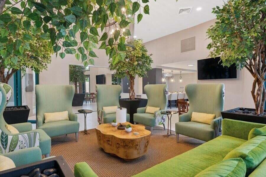 MIZNER COURT CONDO - Residential