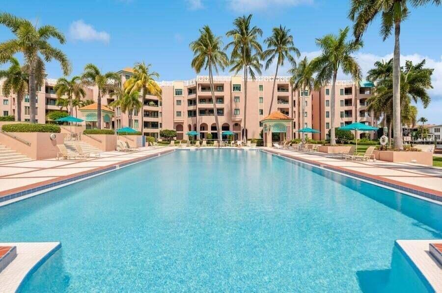 MIZNER COURT CONDO - Residential