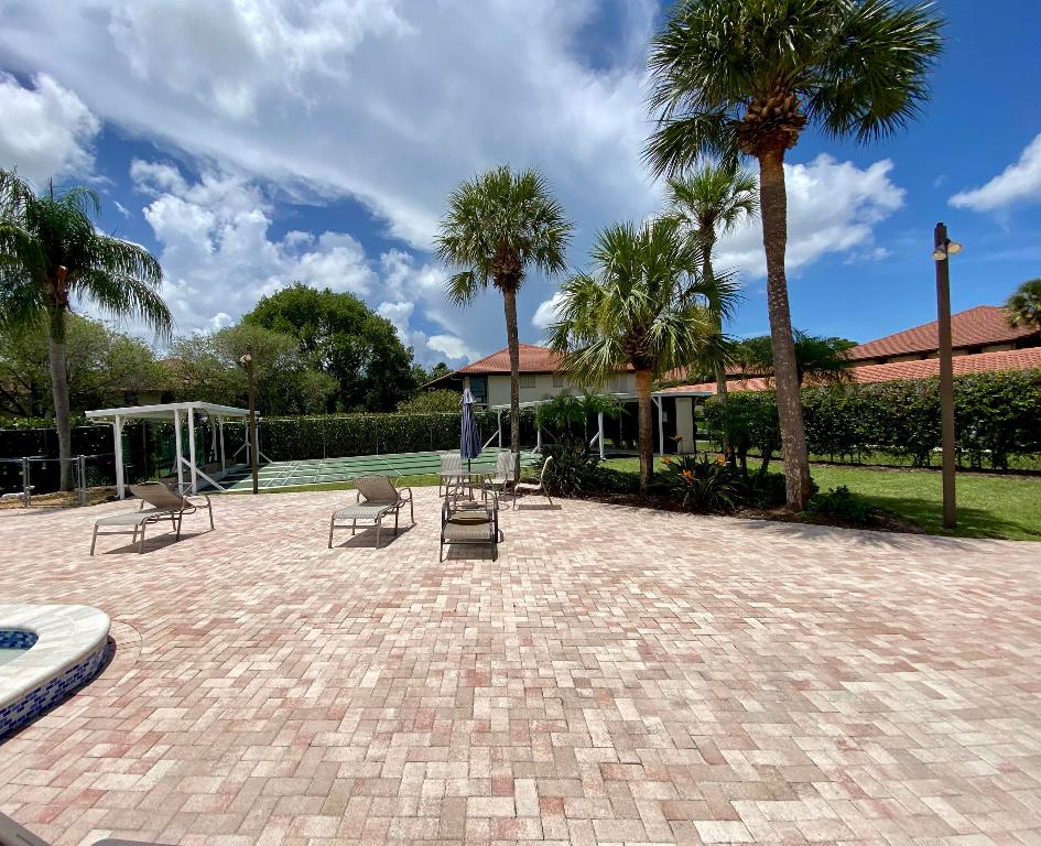 SOUTH RIVER VILLAGE THREE CONDO - Residential Lease