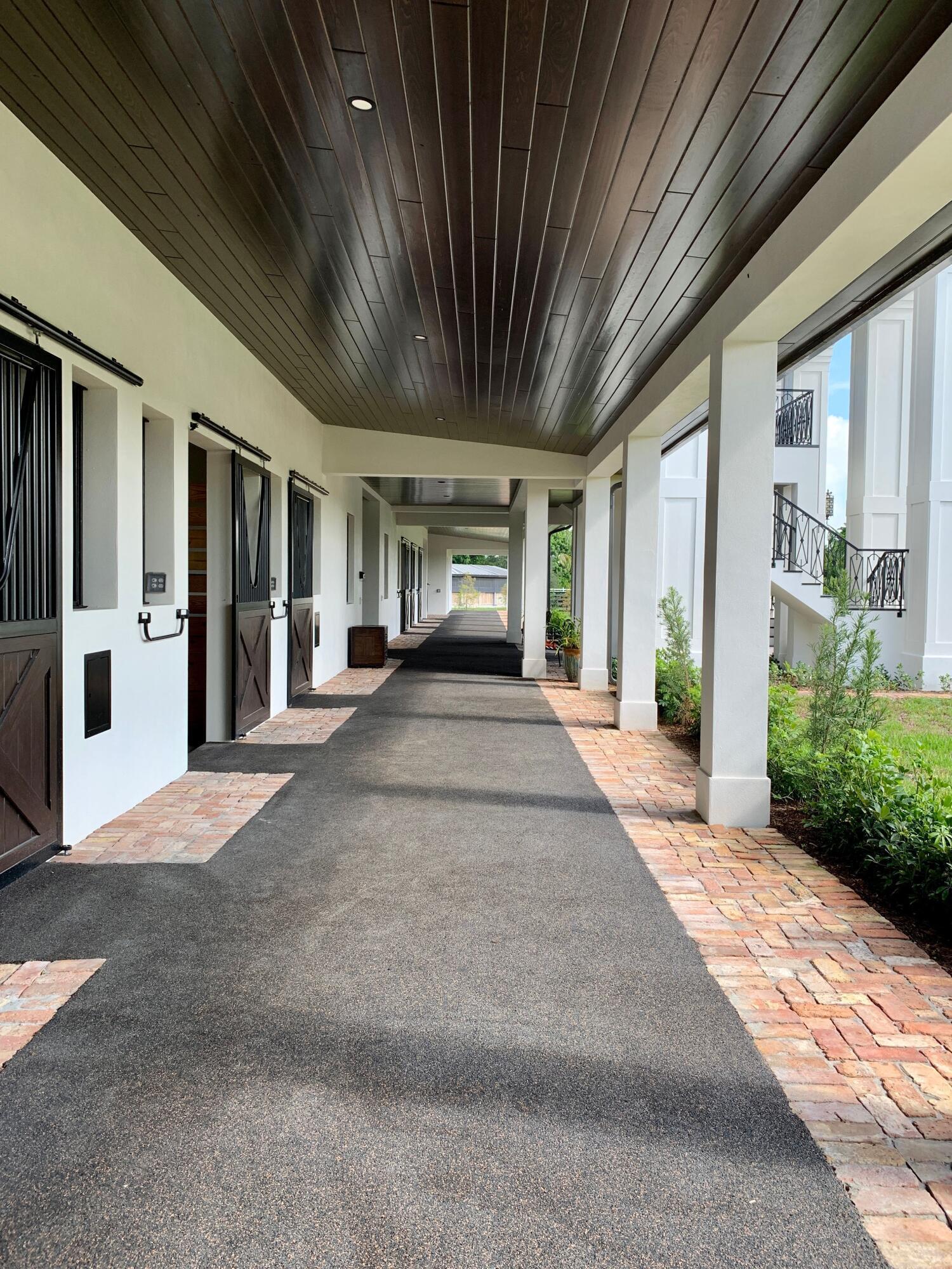 SADDLE TRAIL PARK OF WELLINGTON - Residential Lease