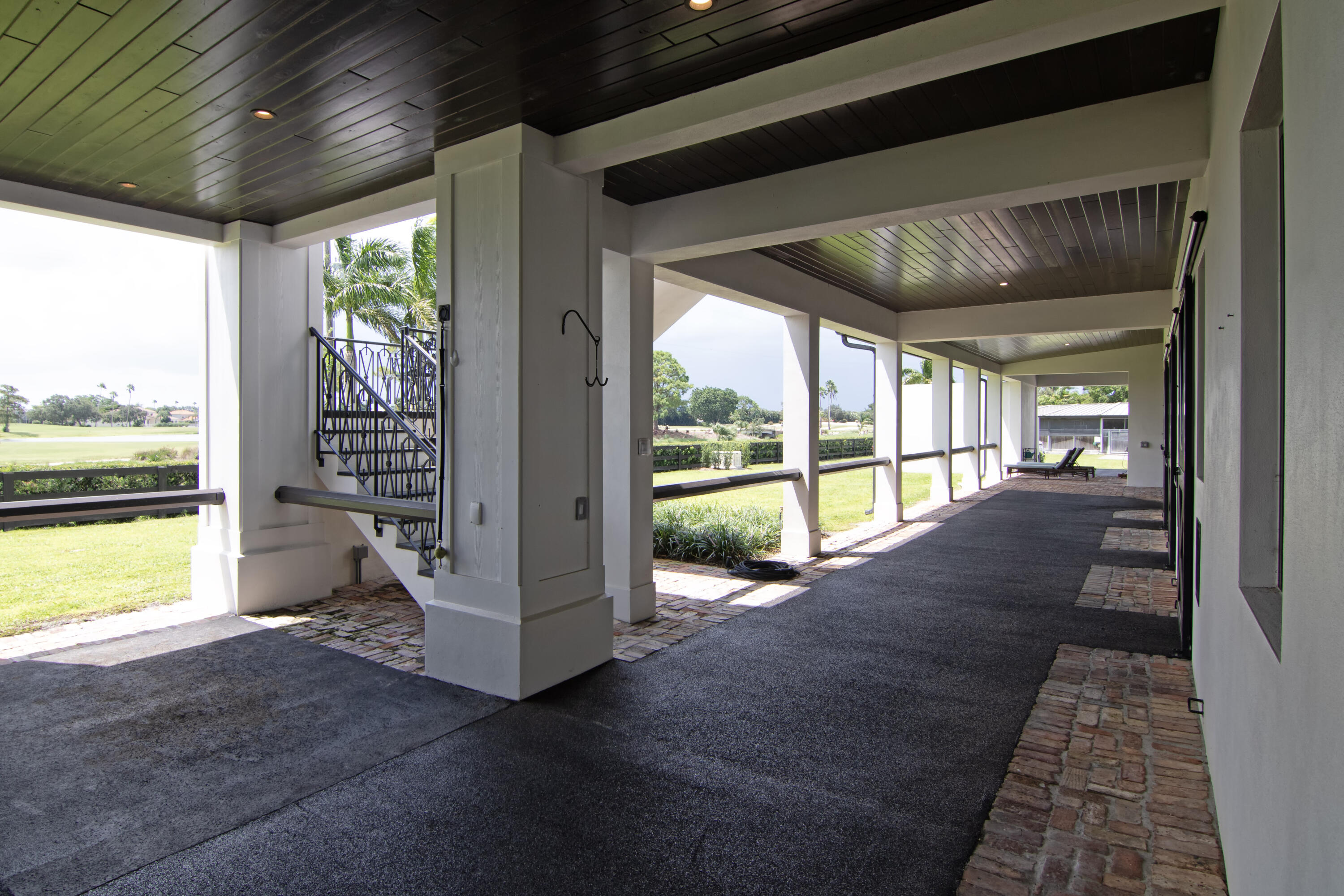 SADDLE TRAIL PARK OF WELLINGTON - Residential Lease