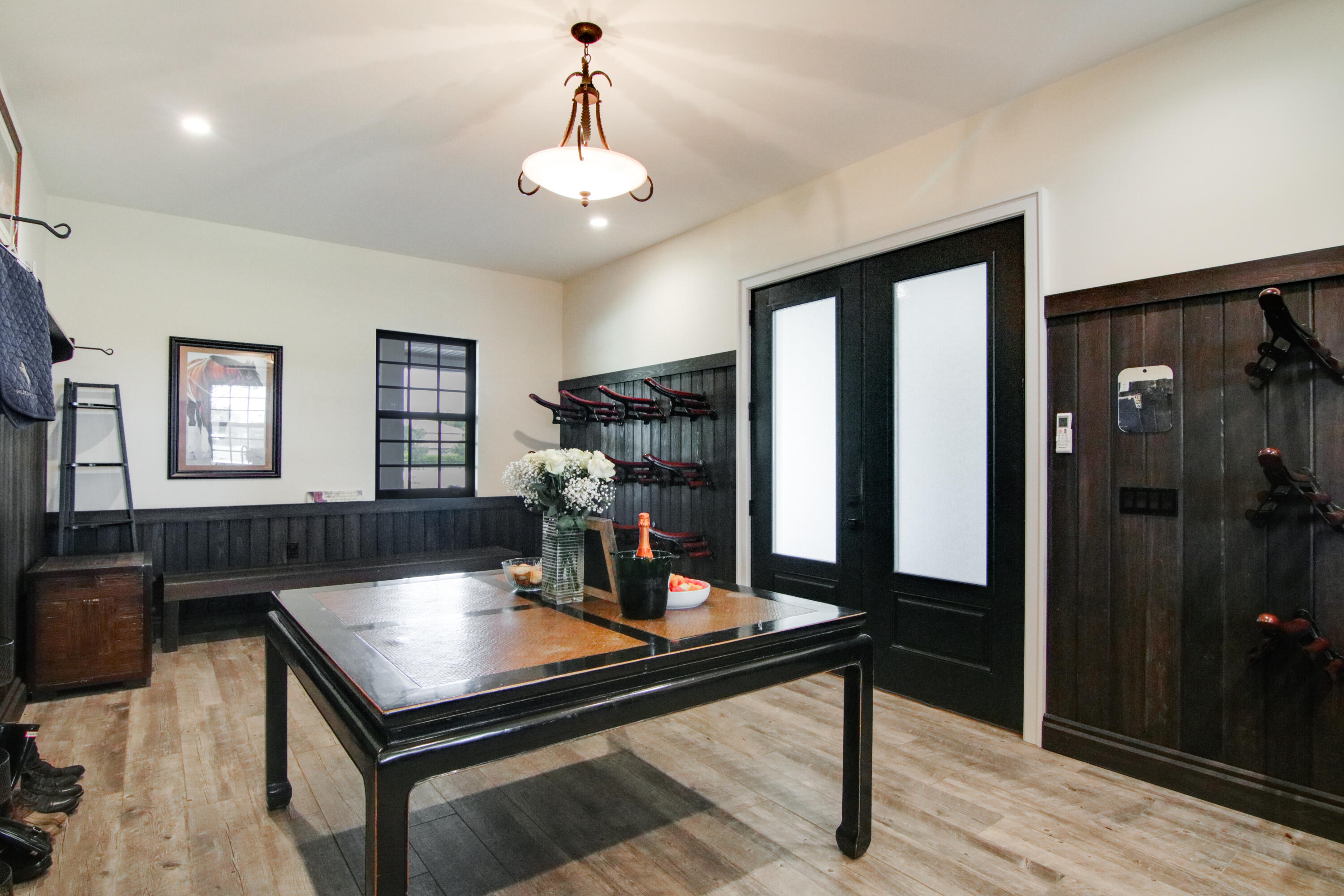 SADDLE TRAIL PARK OF WELLINGTON - Residential Lease