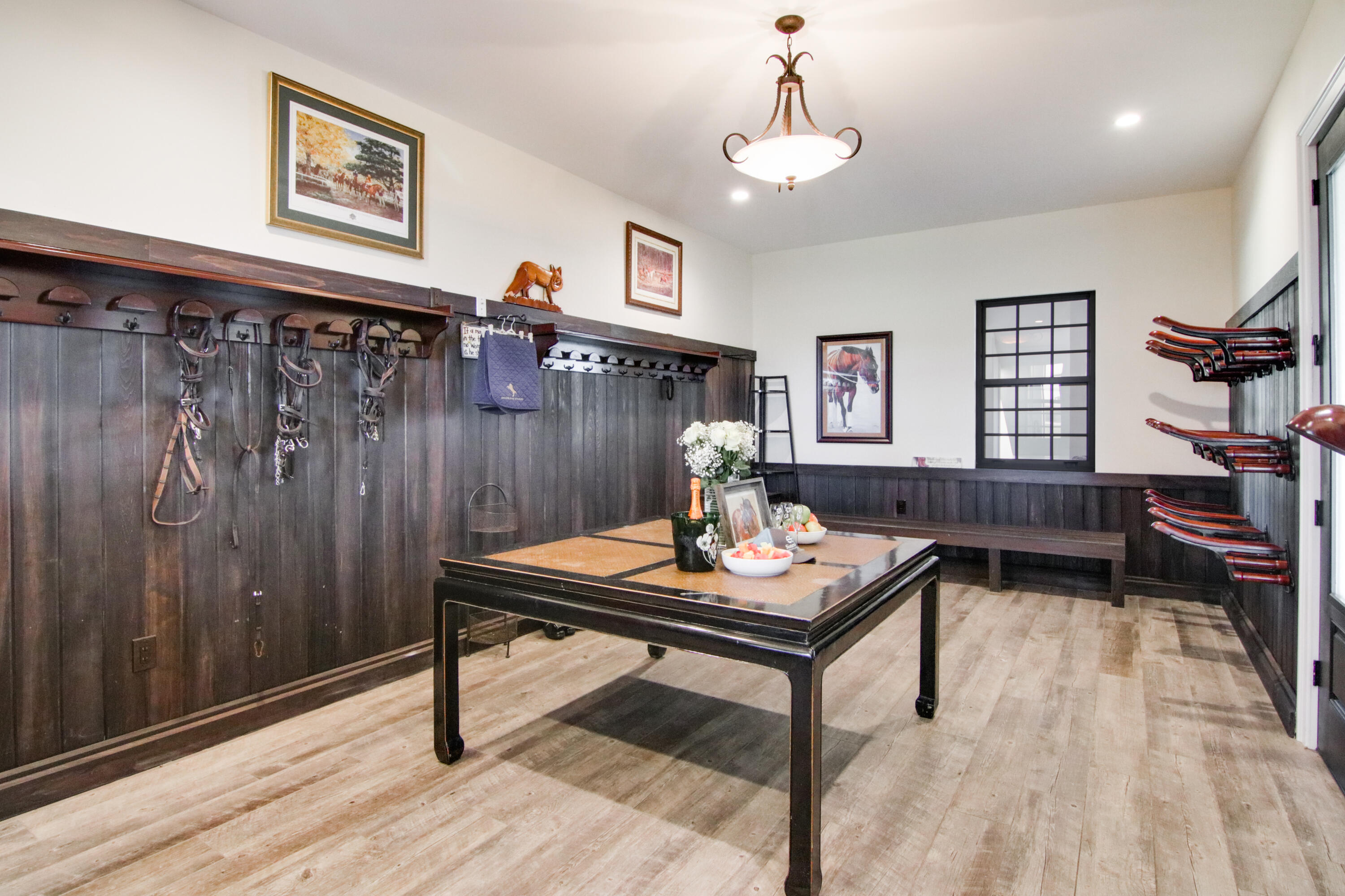 SADDLE TRAIL PARK OF WELLINGTON - Residential Lease