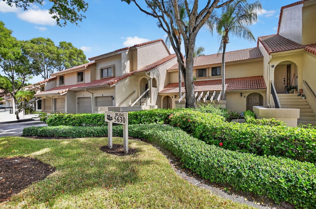 Photo of 5630 Coach House Circle #B, Boca Raton, FL 33486 (MLS # R11113767)