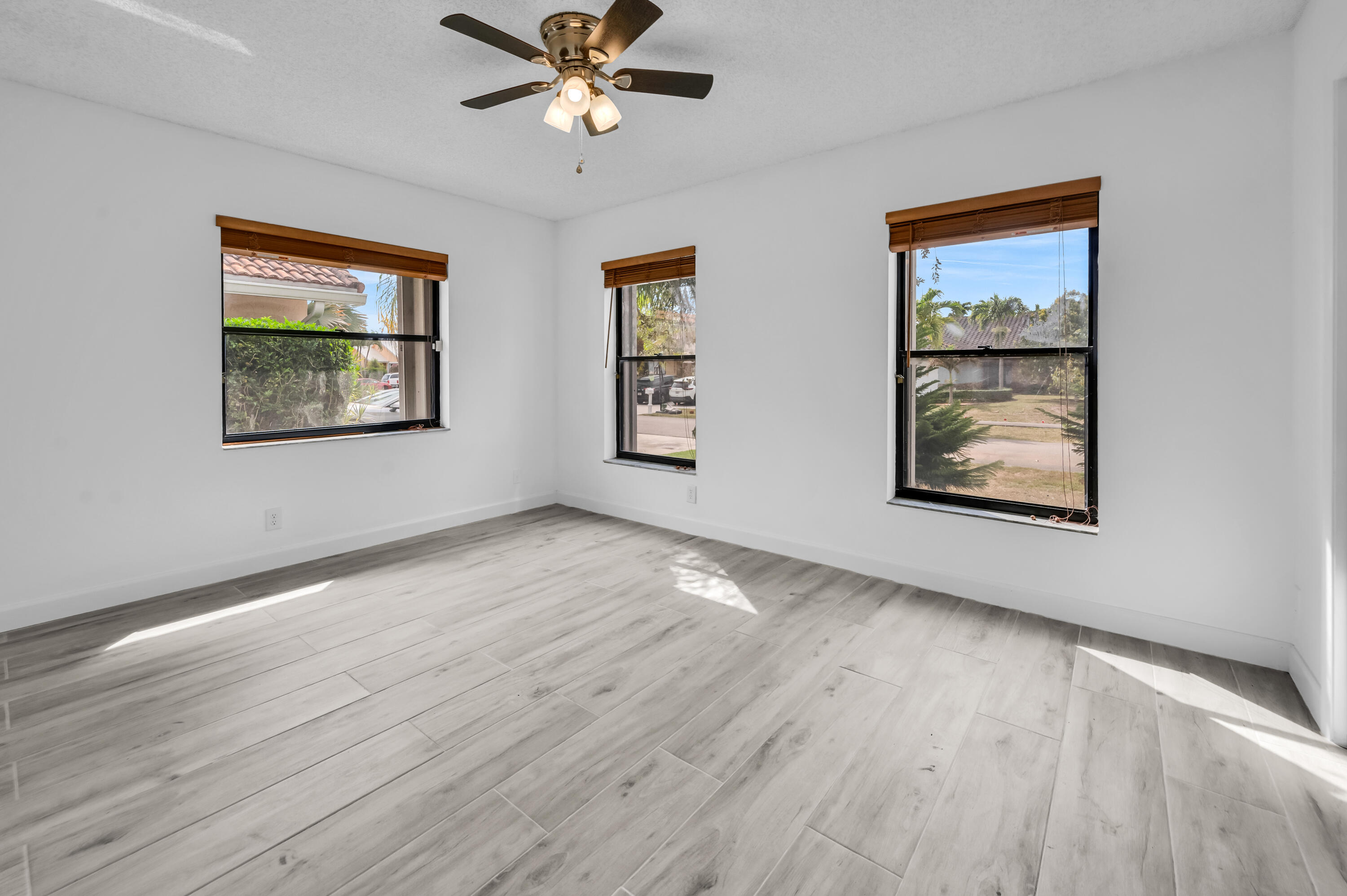 SILVER WOODS PH II - Residential Lease