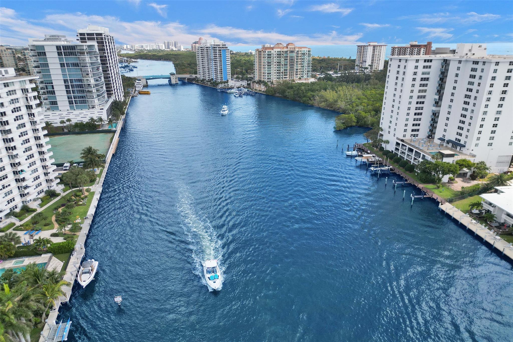 Contemporary-chic corner unit at La Rive, fully furnished with floor-to-ceiling windows and partial Intracoastal views. The spacious wraparound terrace offers west and east exposure, perfect for enjoying morning coffee or sunset cocktails. Modern kitchen with high-gloss cabinetry, Dacor appliances, and double ovens. Main suite features private balcony, 2 walk-in closets, and spa-style bath with large jacuzzi tub. Two guest rooms with en-suite baths provide comfort and privacy. Boutique building offers 24/7 security, semi-private elevator, garage parking, renovated pool deck, gym, steam room, sauna, BBQ area, and more. Just a short walk to Fort Lauderdale’s quiet beach, restaurants, and Bonnet Gardens. Available for annual rental. 2 PARKING SPACES. PET FRIENDLY