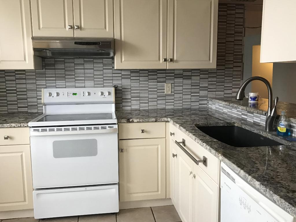 CIRCLE BAY YACHT CLUB CONDO I II III - Residential Lease