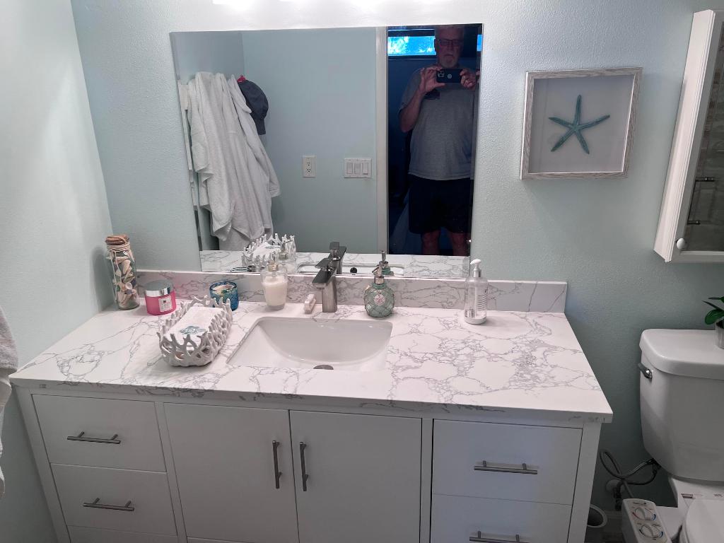 CIRCLE BAY YACHT CLUB CONDO I II III - Residential Lease