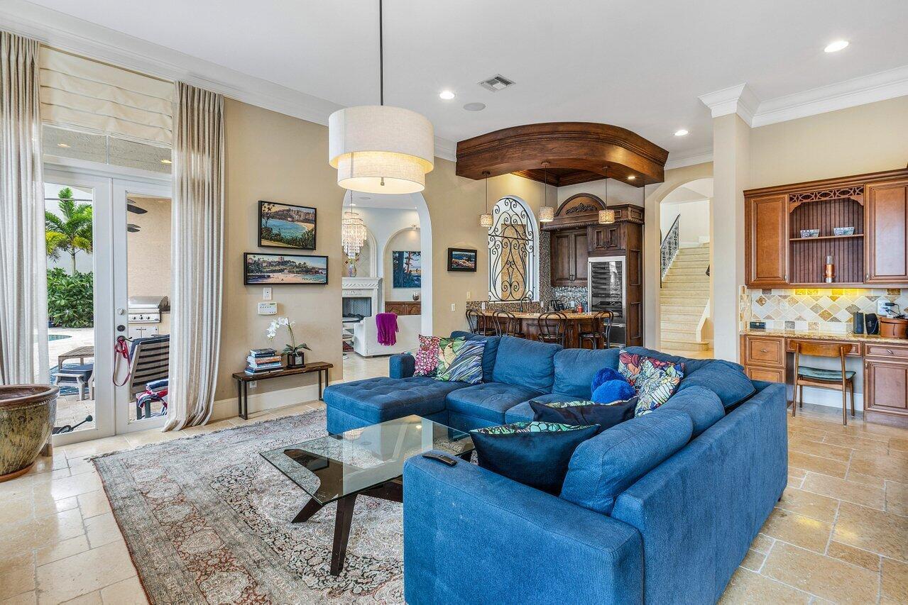 BLUE INLET - Residential