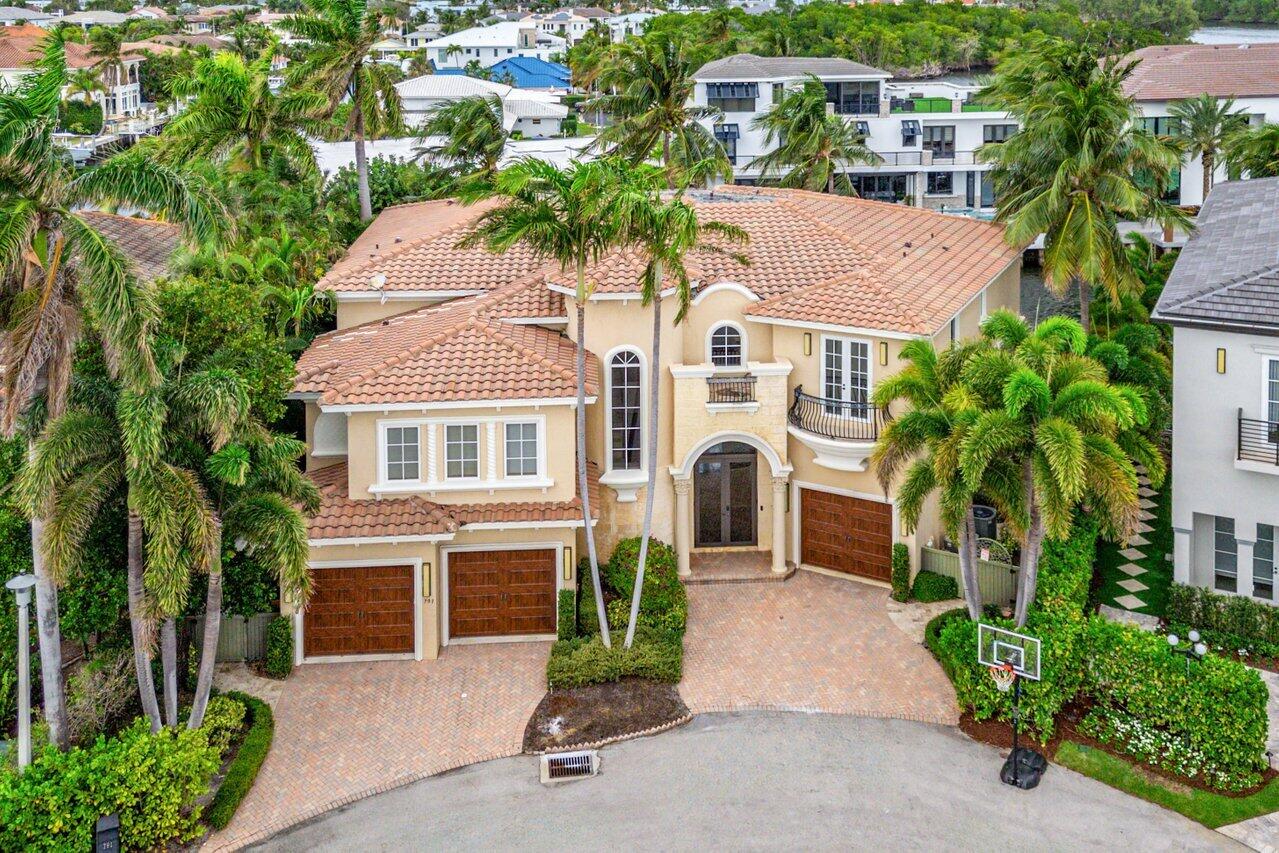 BLUE INLET - Residential