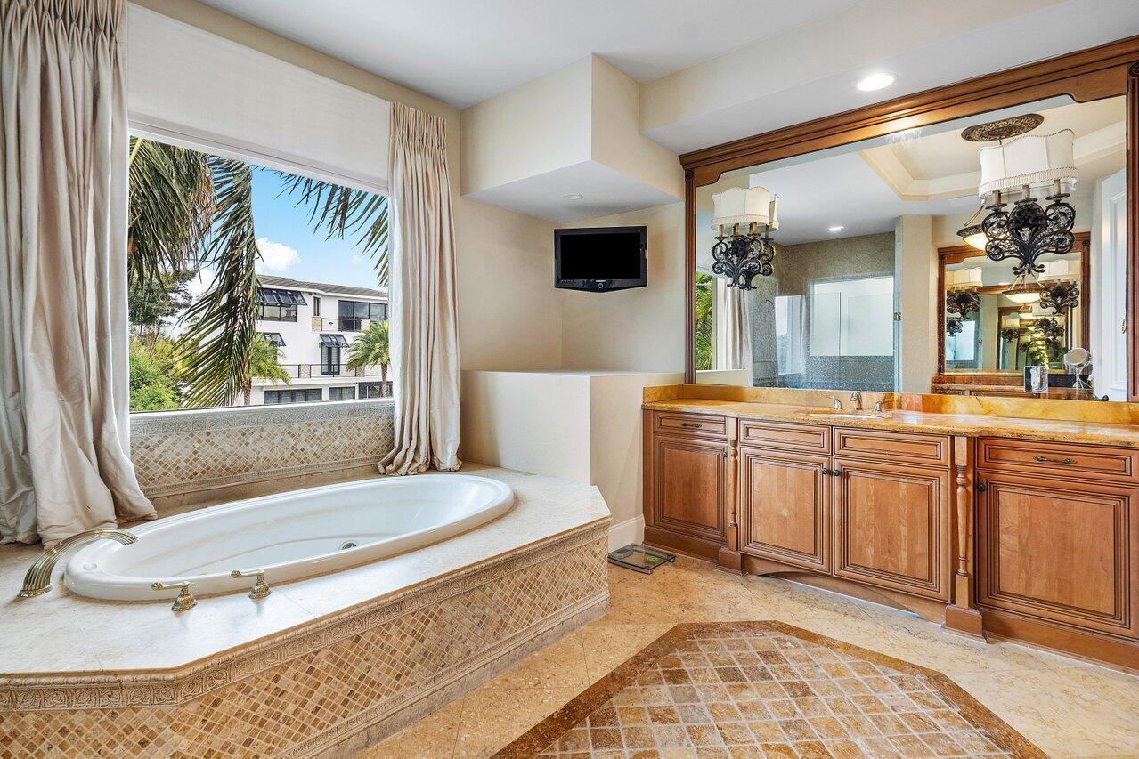 BLUE INLET - Residential