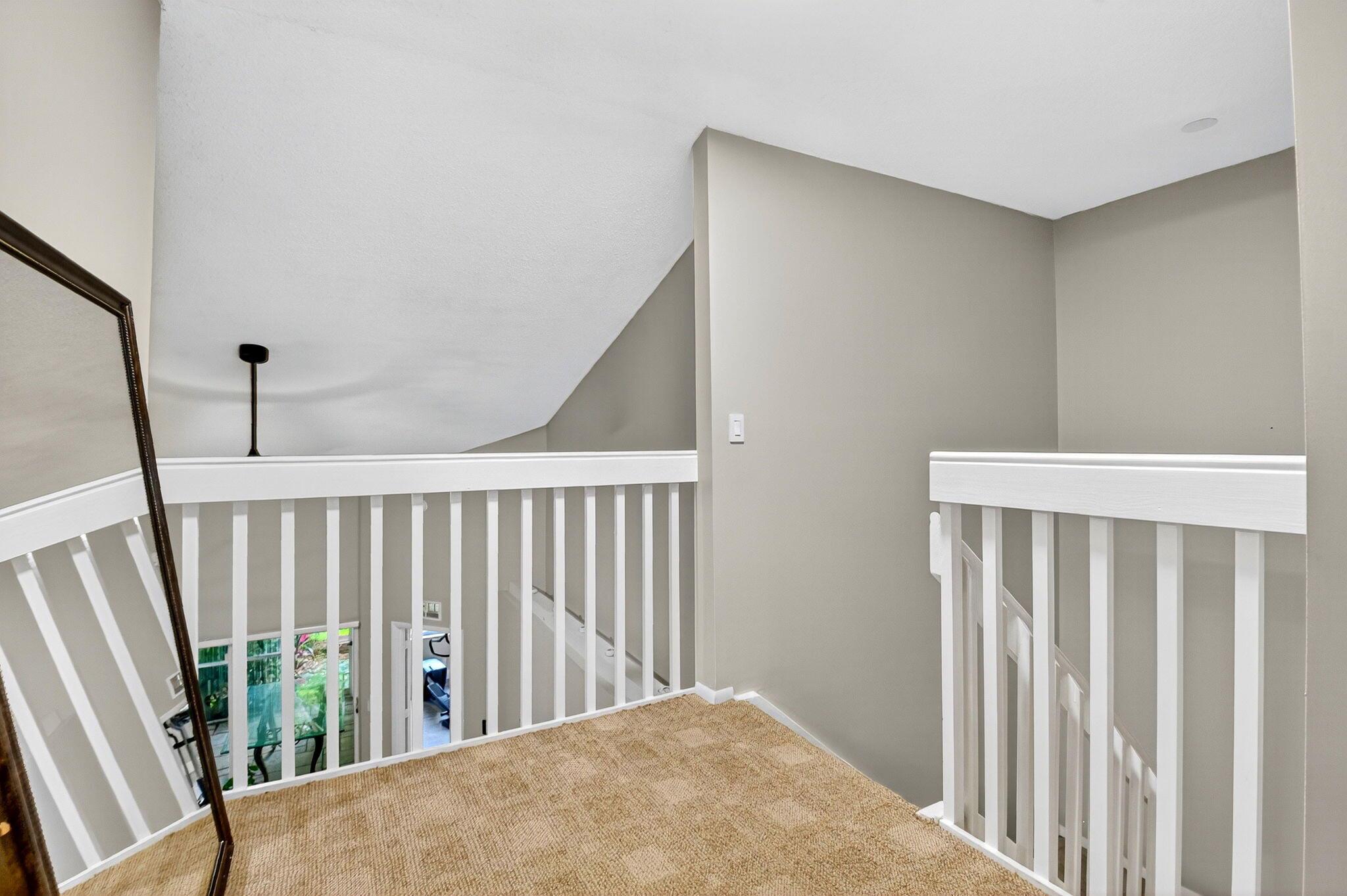 JOGGERS RUN - Residential