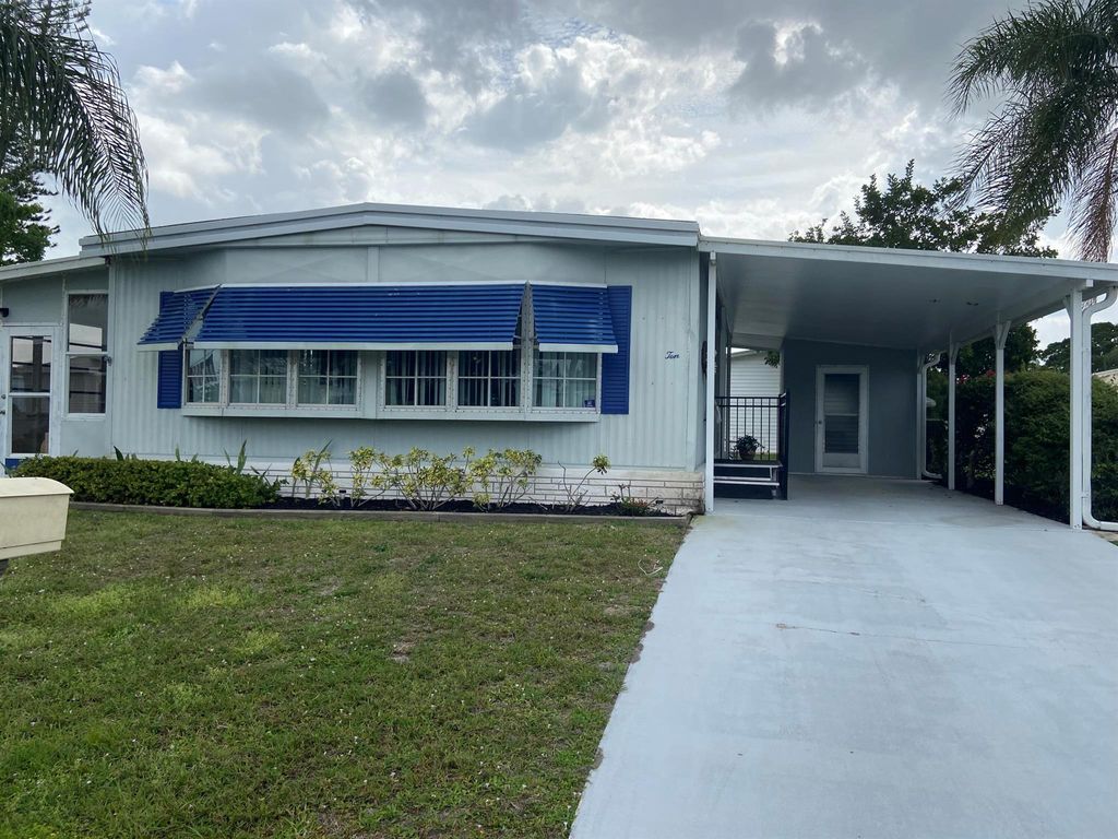 Photo of 10 El Segundo, Port Saint Lucie, FL 34952 (MLS # R11070993)