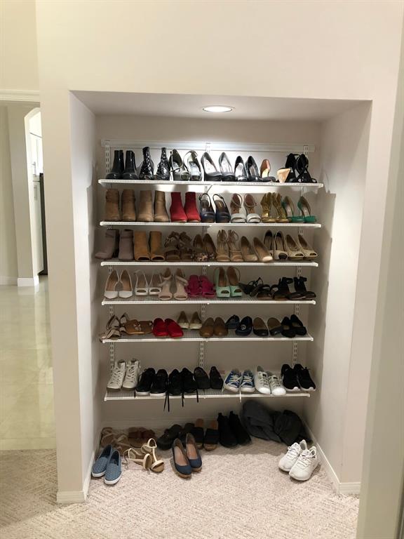 BALMORAL COUNTRY CLUB LACUNA POD B - Residential