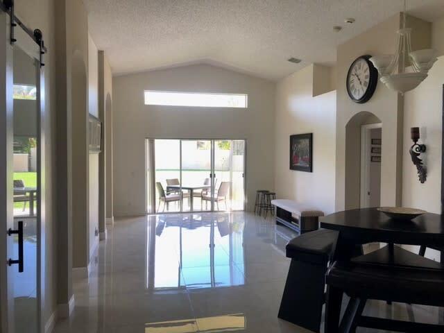 BALMORAL COUNTRY CLUB LACUNA POD B - Residential