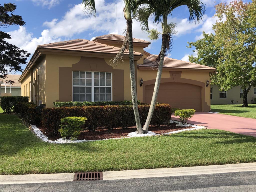 BALMORAL COUNTRY CLUB LACUNA POD B - Residential