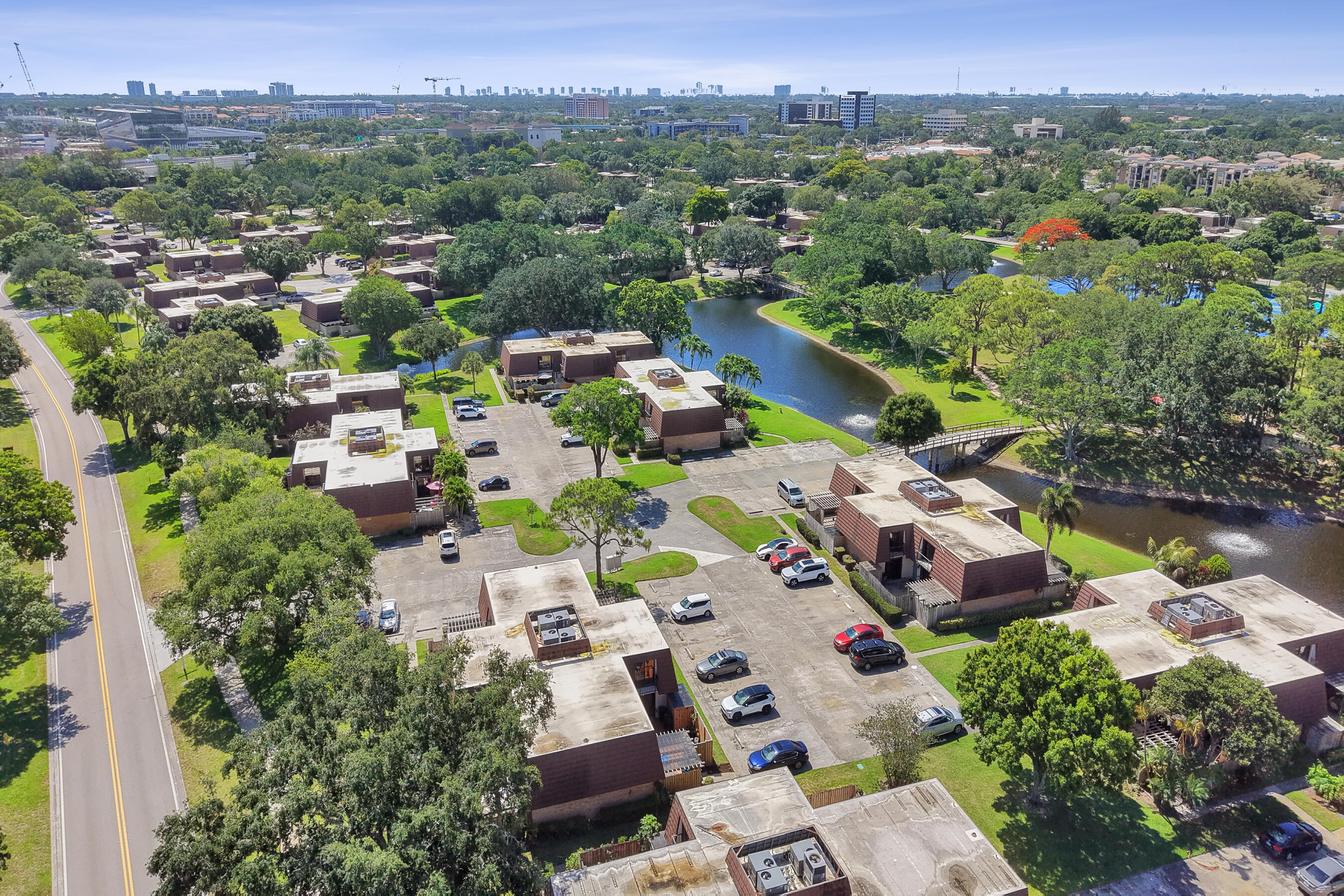 GARDEN LAKES AND GARDEN SQUARE SHOPS - Residential