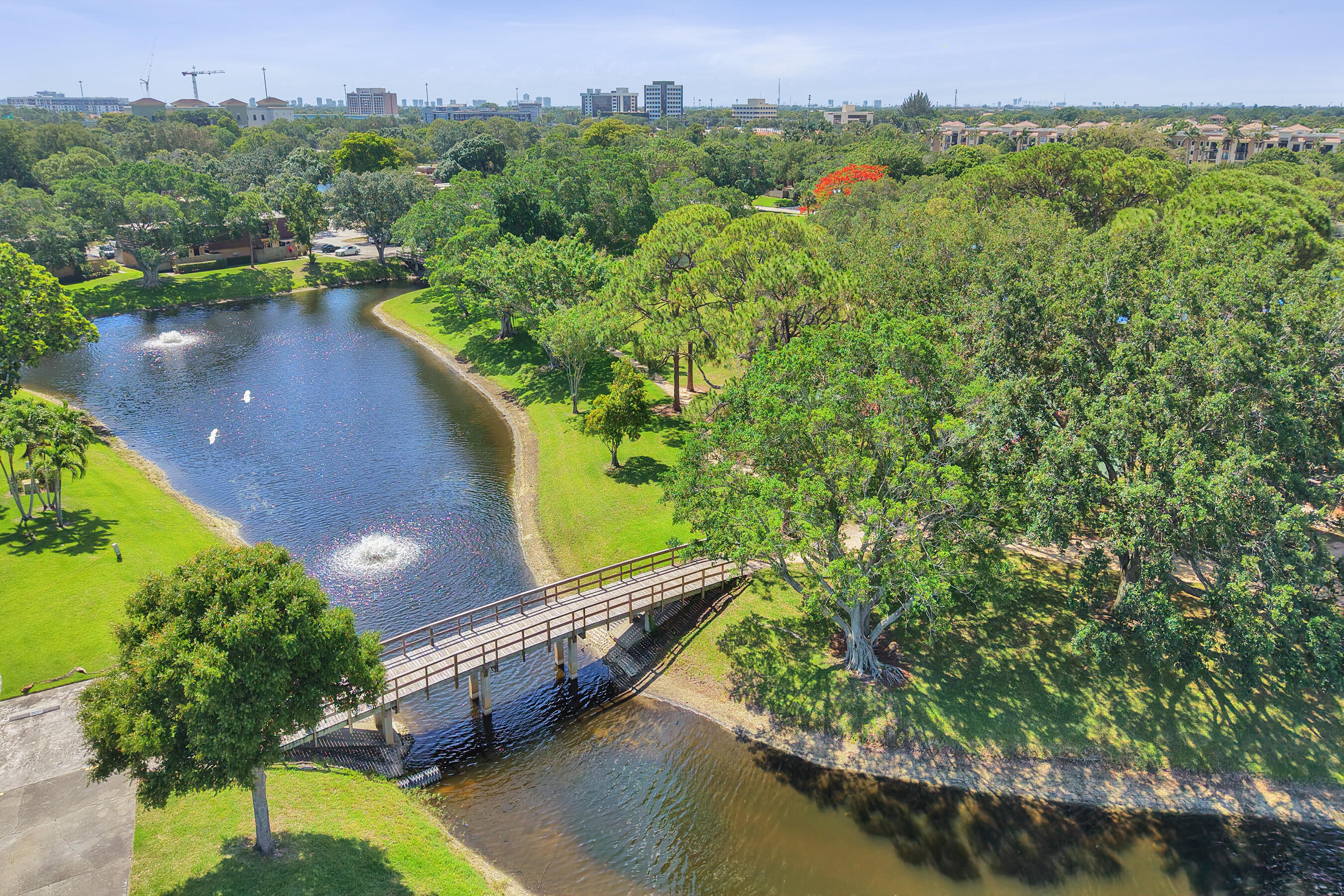 GARDEN LAKES AND GARDEN SQUARE SHOPS - Residential