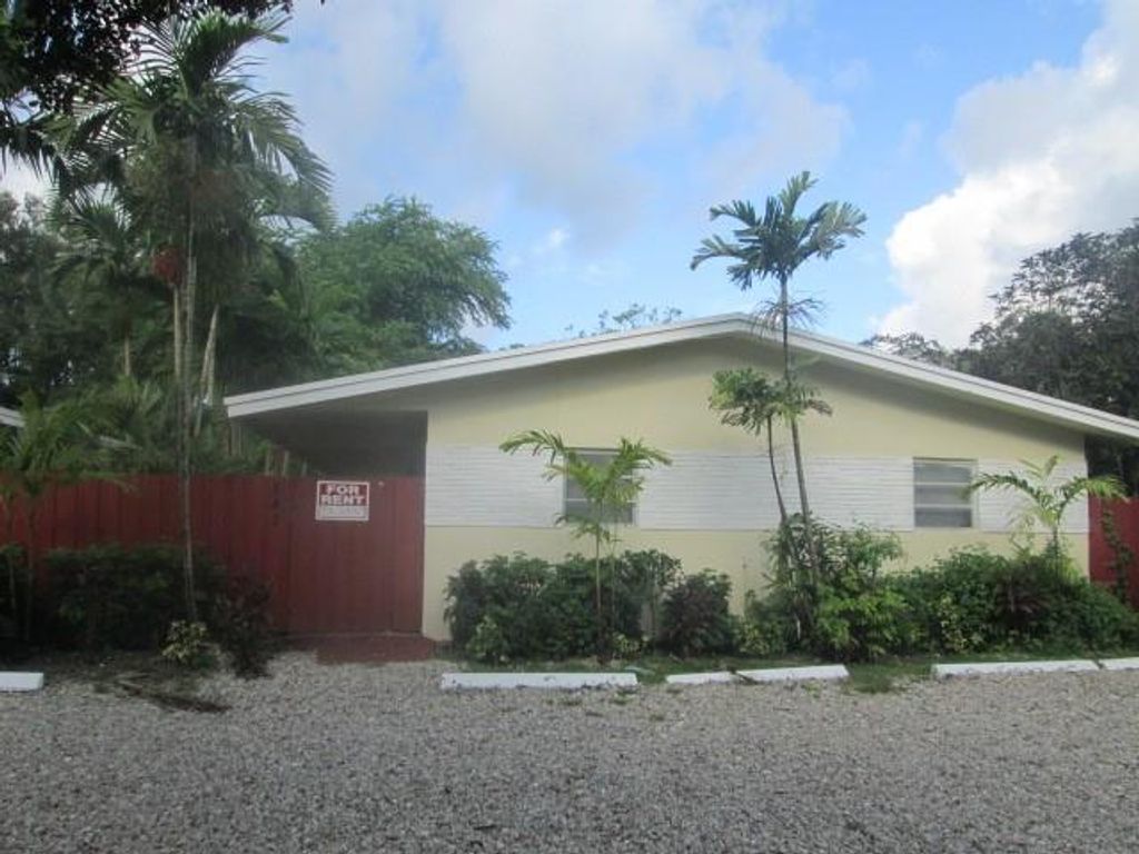 Photo of 551 SW 14th Ave, Fort Lauderdale, FL 33312 (MLS # F10286625)