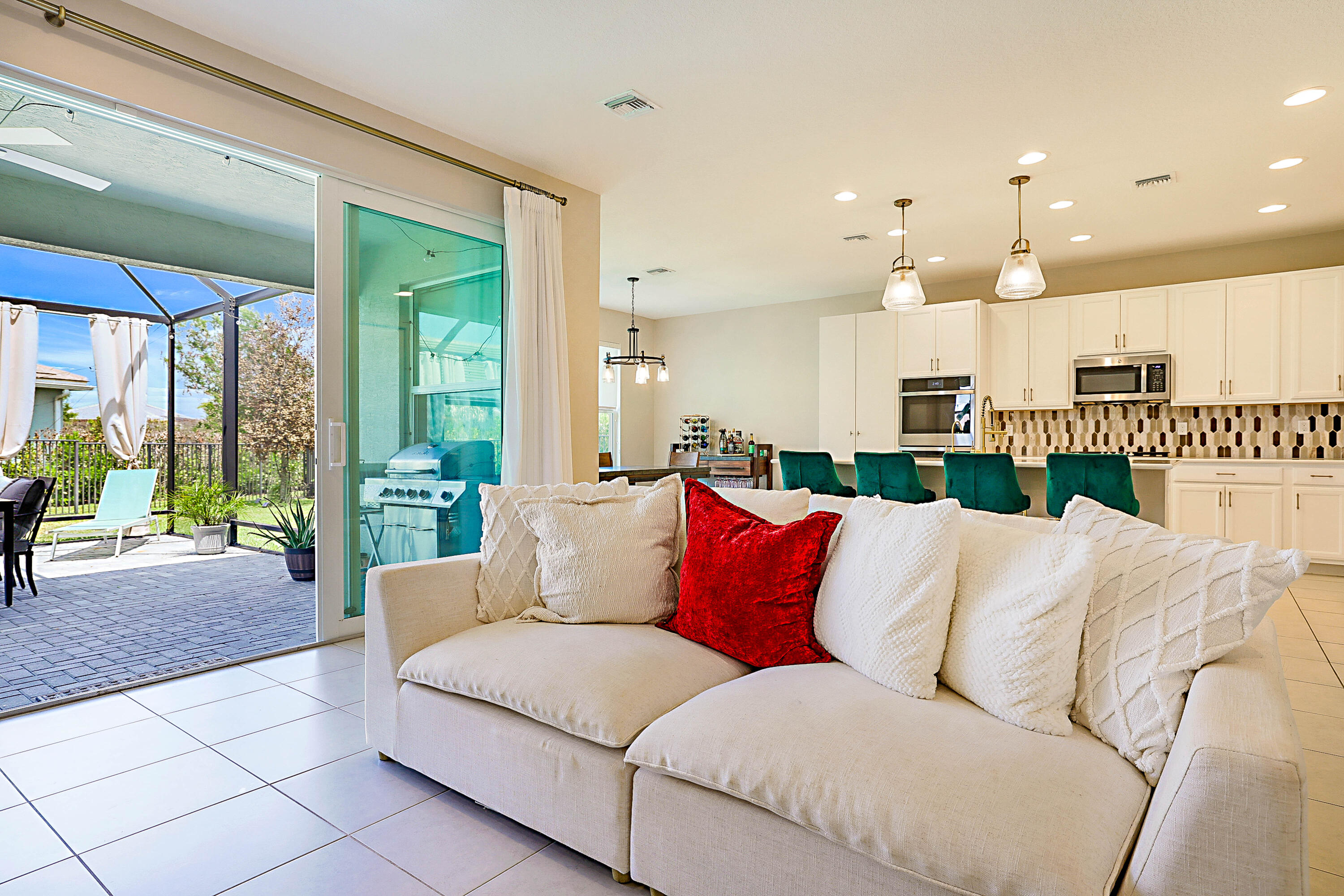 Valencia Grove/Riverland - Residential