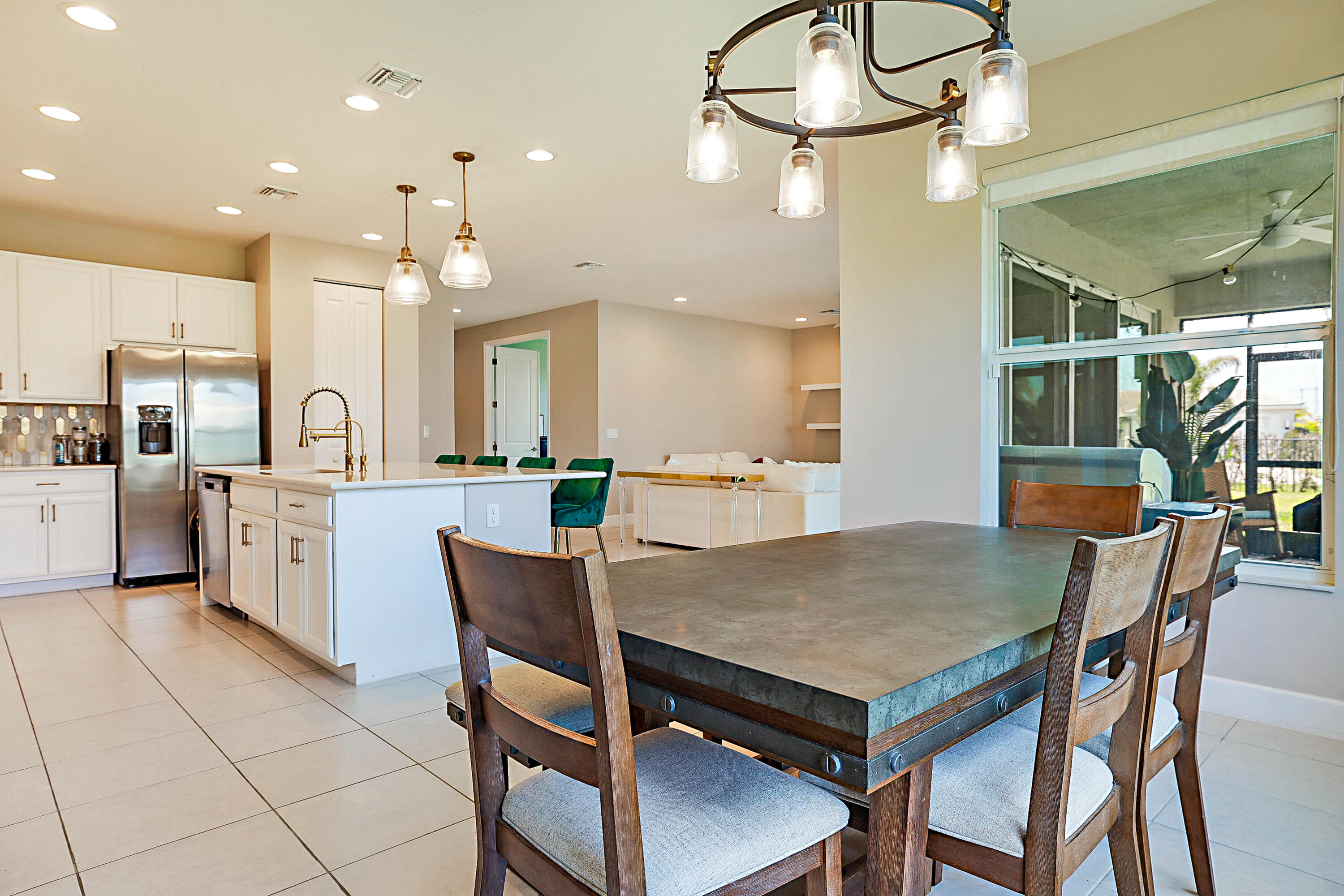 Valencia Grove/Riverland - Residential
