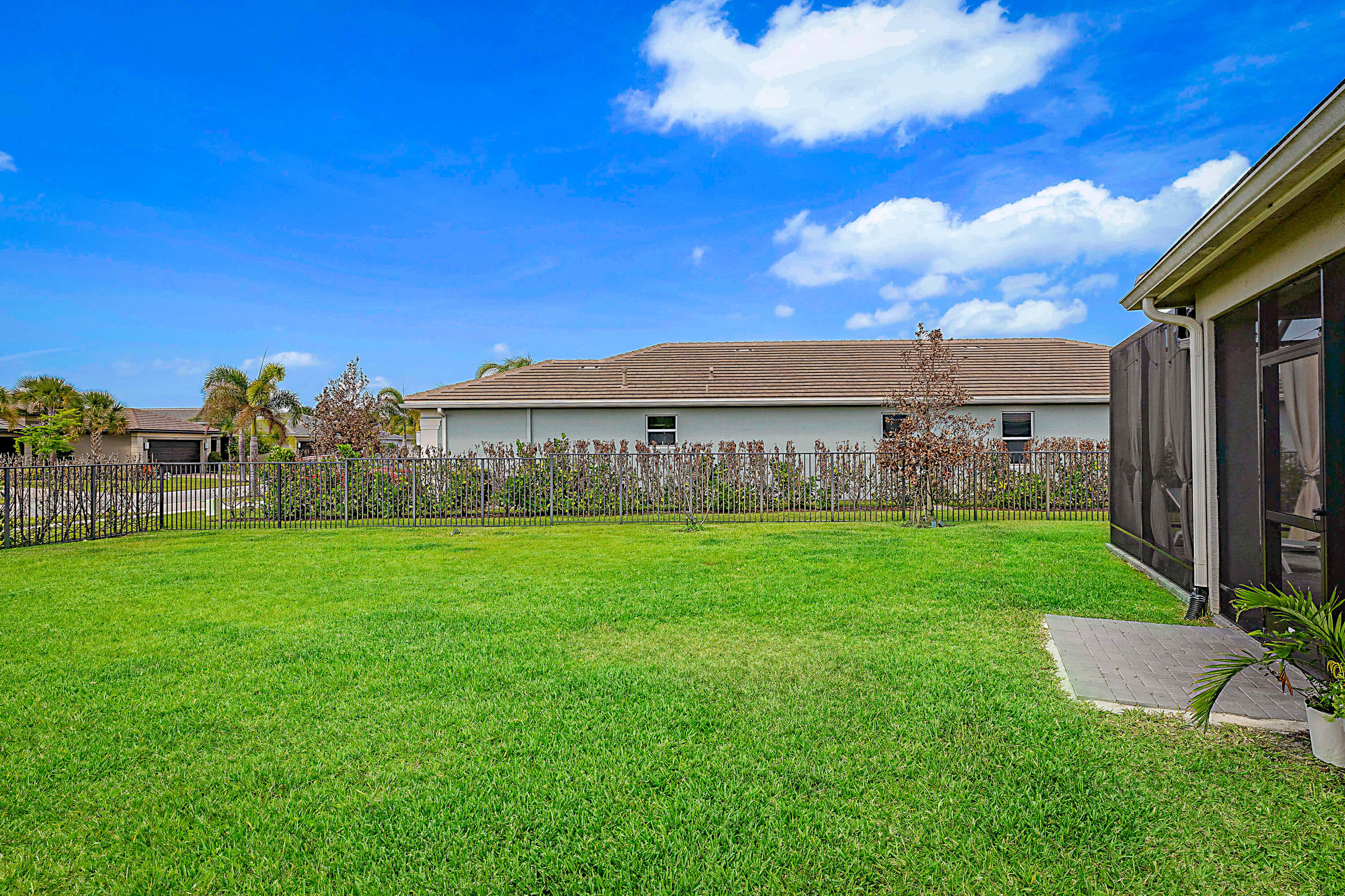 Valencia Grove/Riverland - Residential