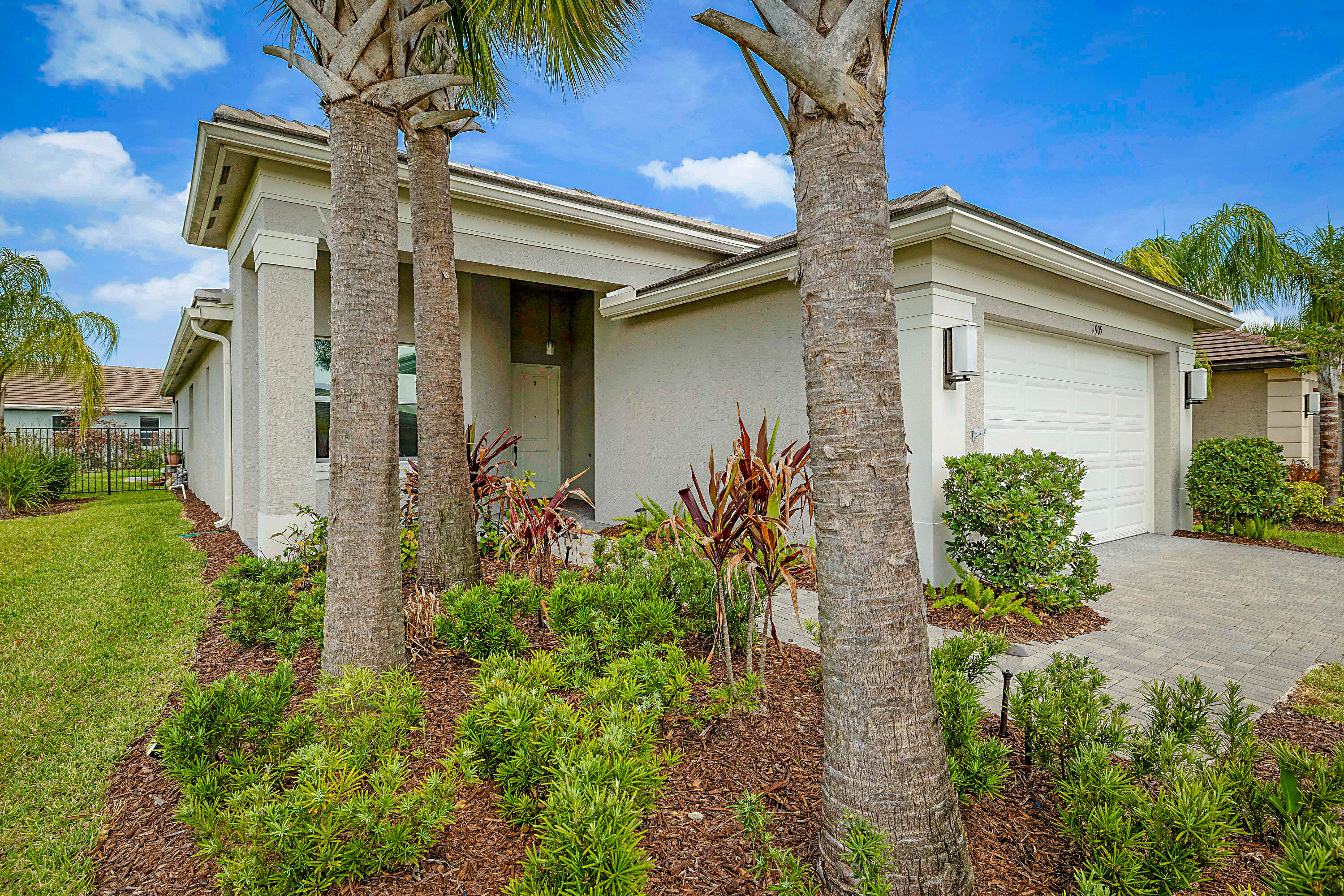 Valencia Grove/Riverland - Residential