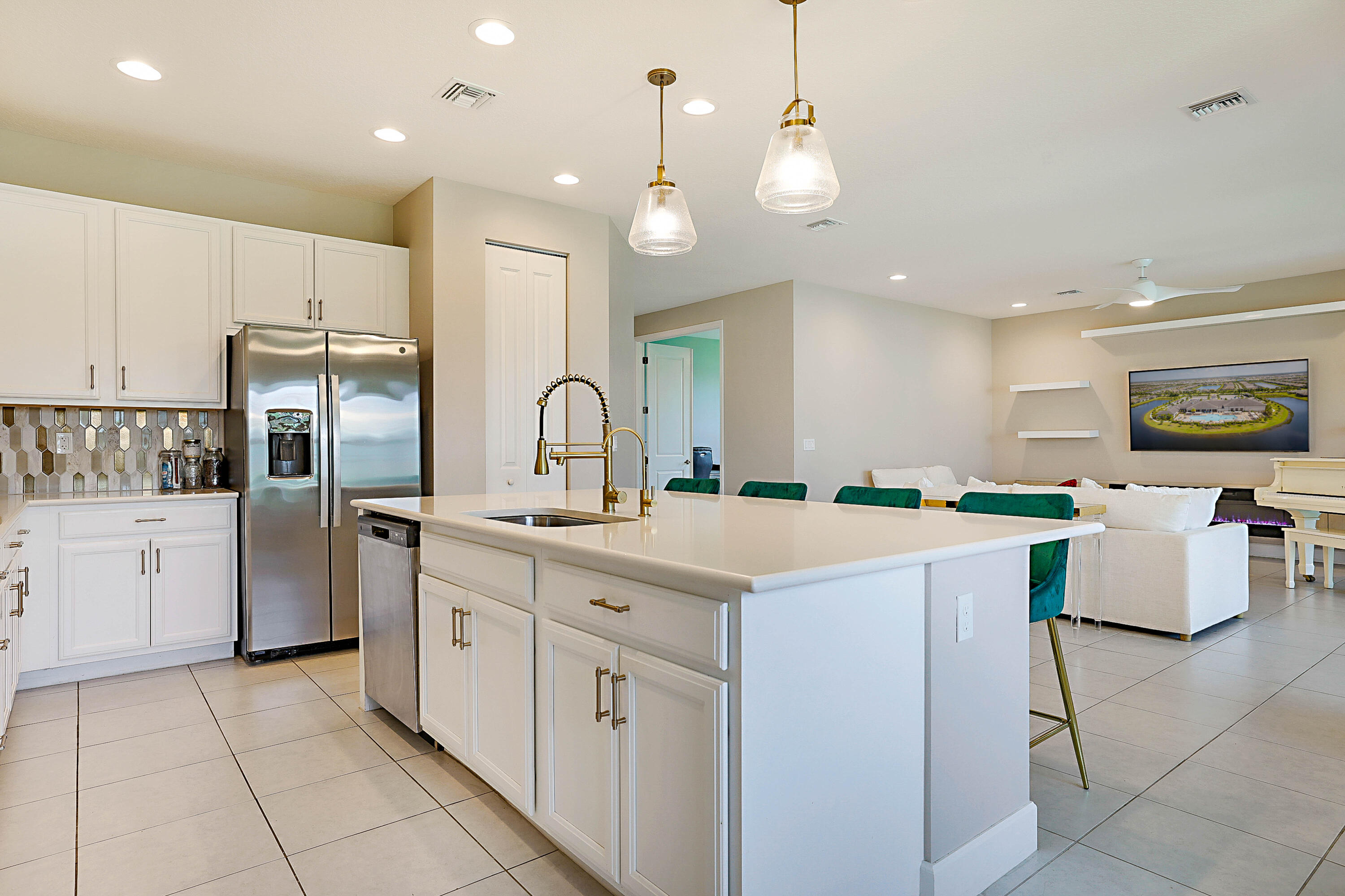Valencia Grove/Riverland - Residential