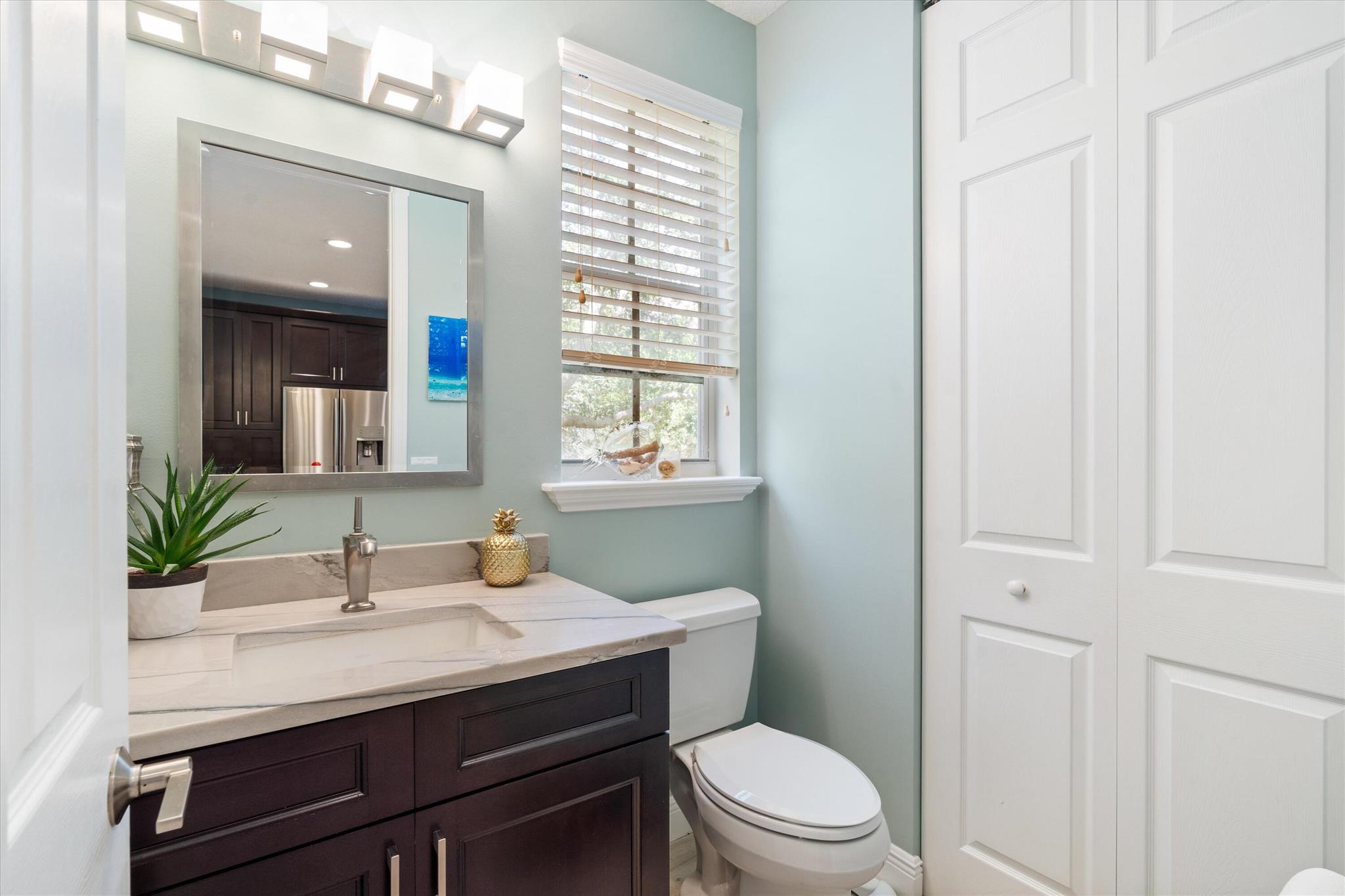 Photo 10 of 31 of 102 Jesup Lane townhome