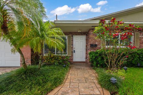 Tiny photo for 6890 NW 31st Way, Fort Lauderdale, FL 33309 (MLS # B26014421)