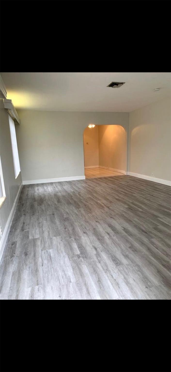 HOLLYWOOD - Residential Lease