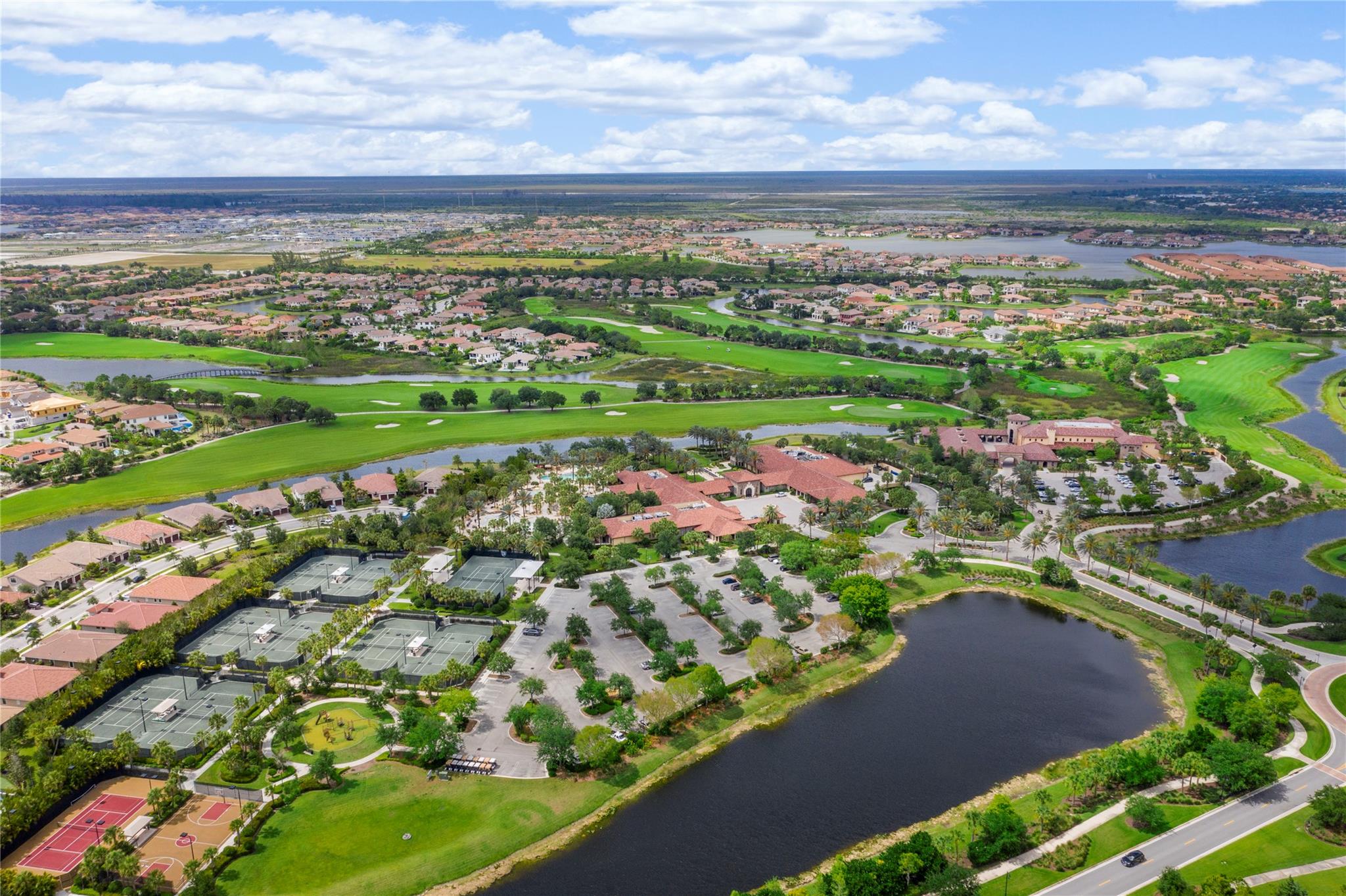 Parkland Golf & Country C - Residential