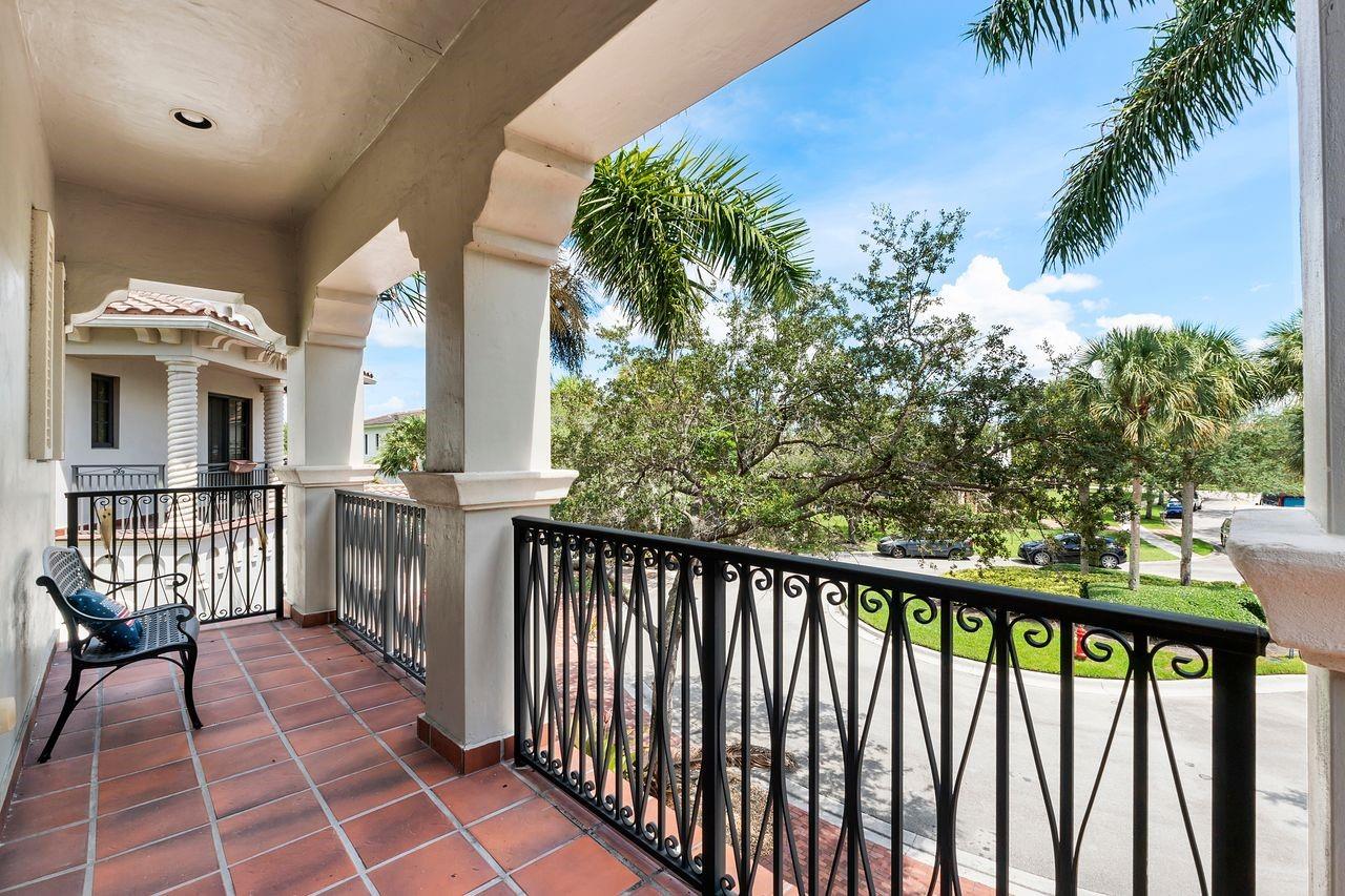 Parkland Golf & Country C - Residential